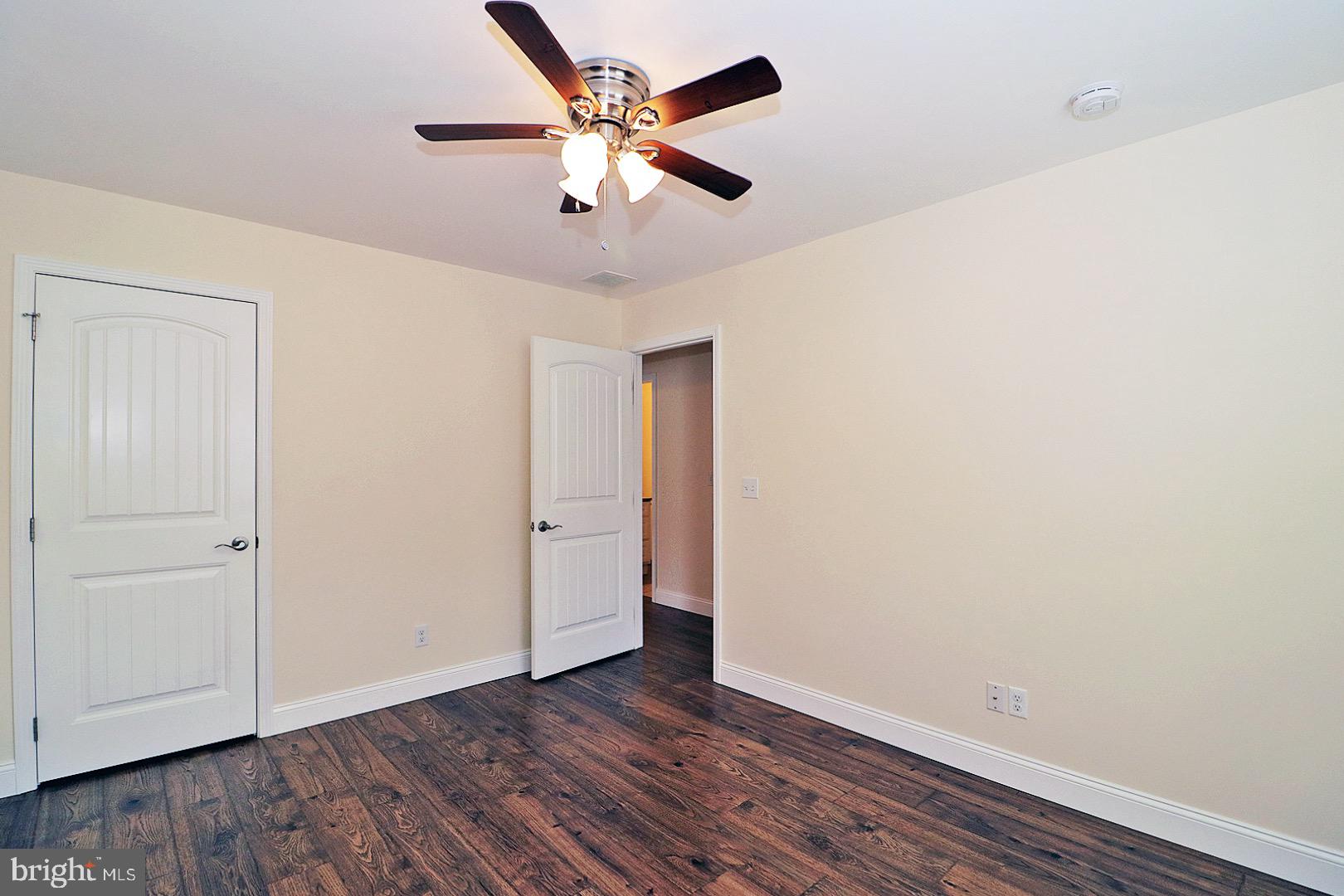 WARETOWN - Residential