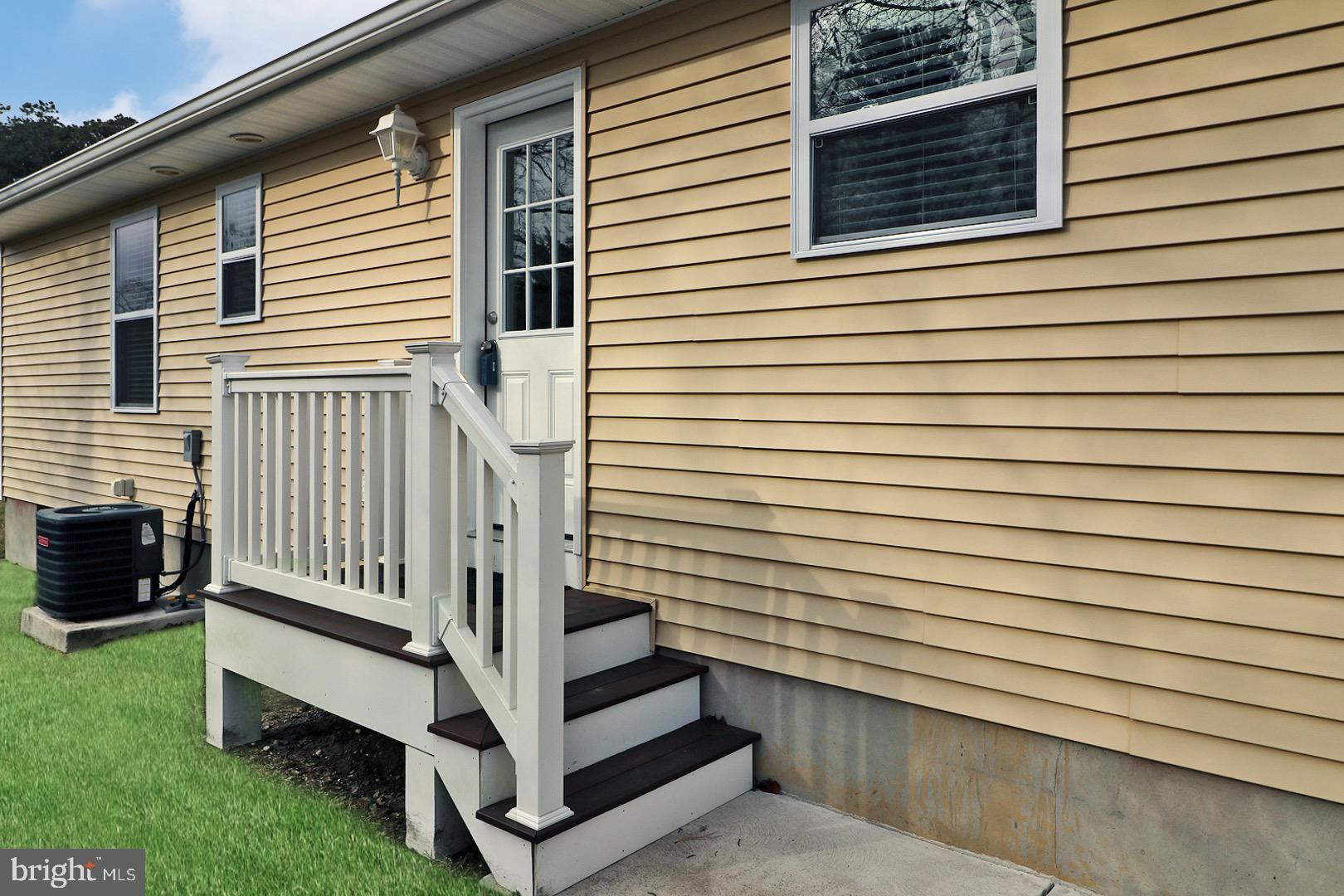 WARETOWN - Residential