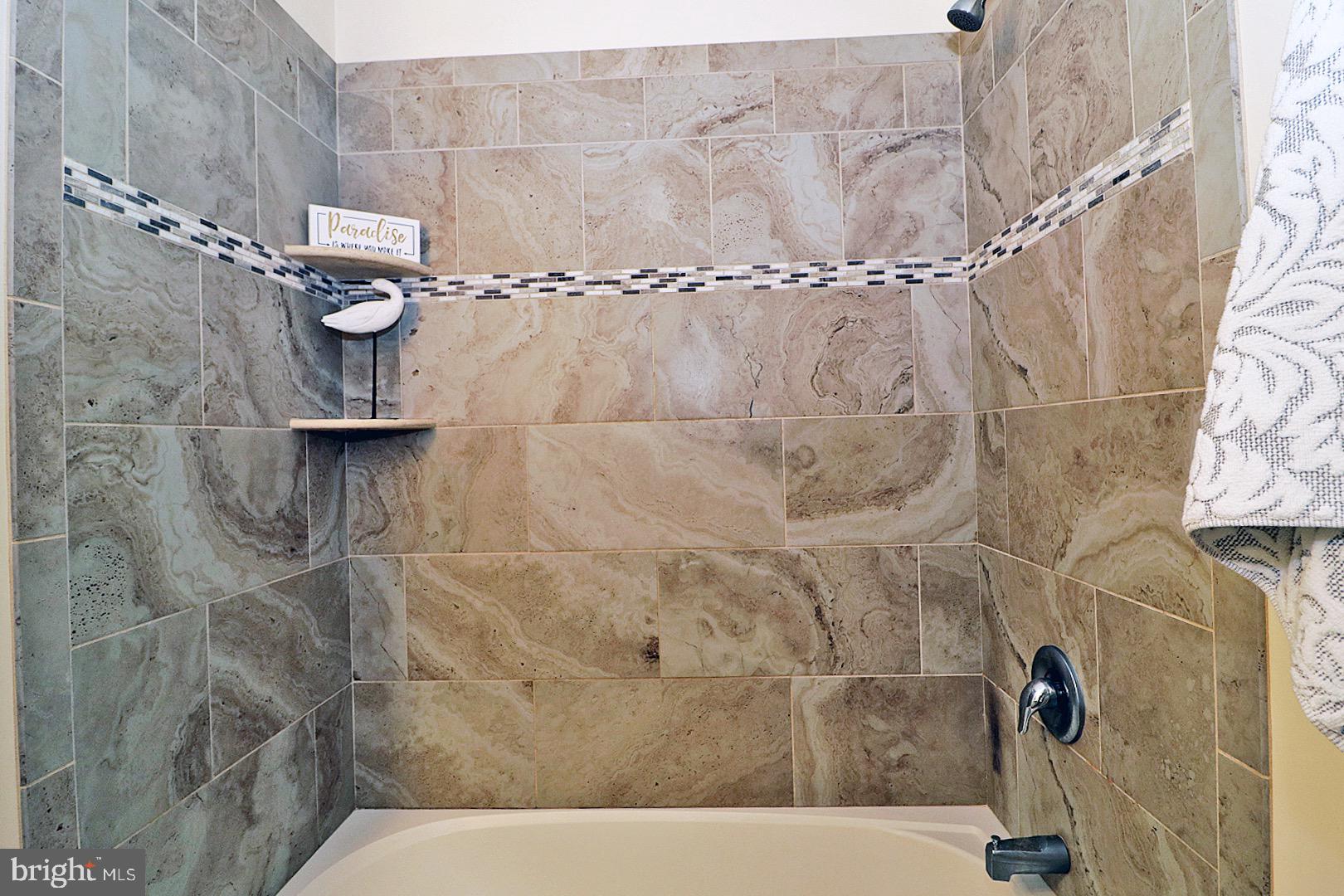 WARETOWN - Residential