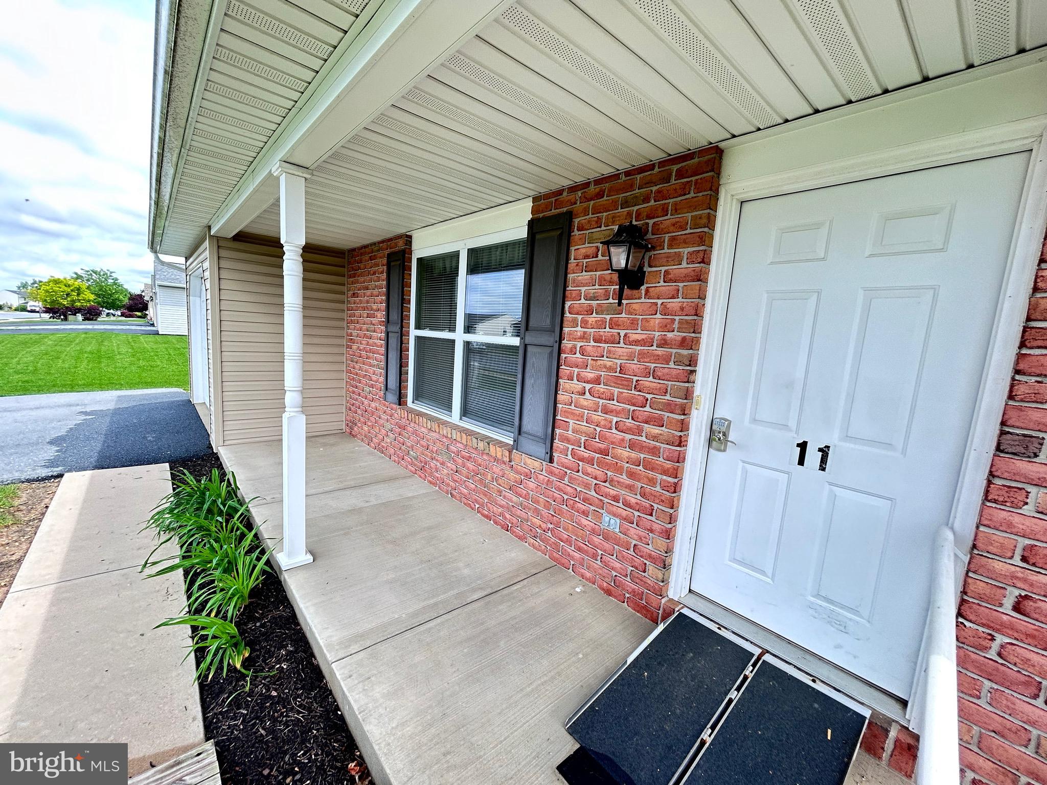 NEWBURG VILLAGE - Residential