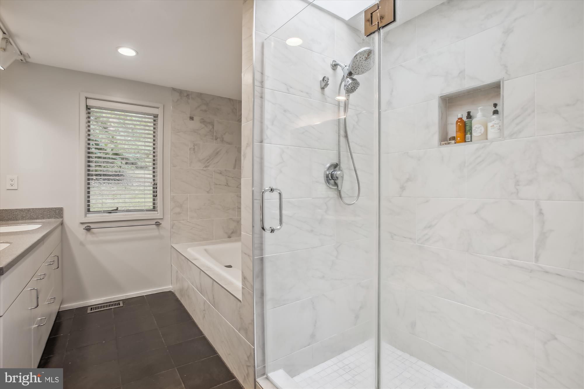 FARMINGTON - Residential