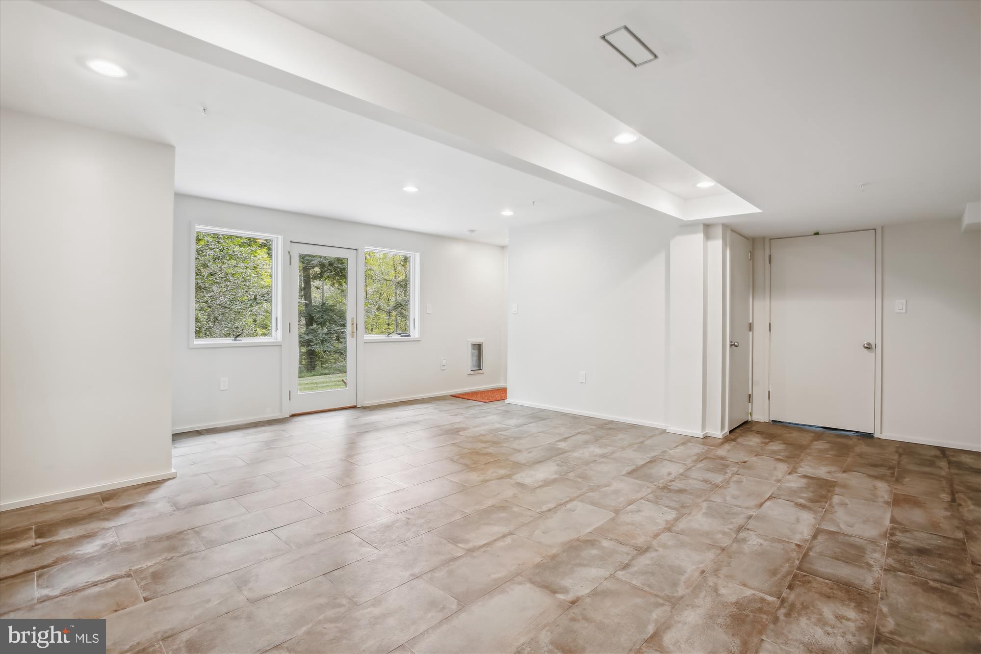 FARMINGTON - Residential