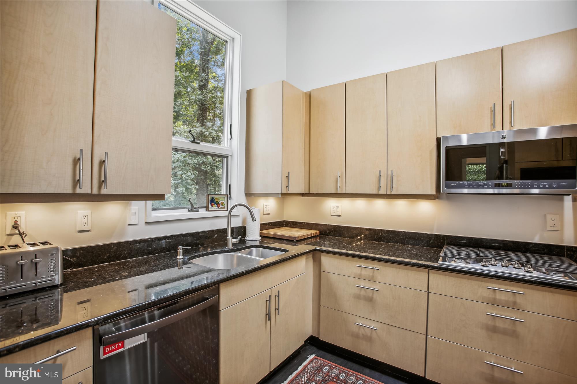 FARMINGTON - Residential