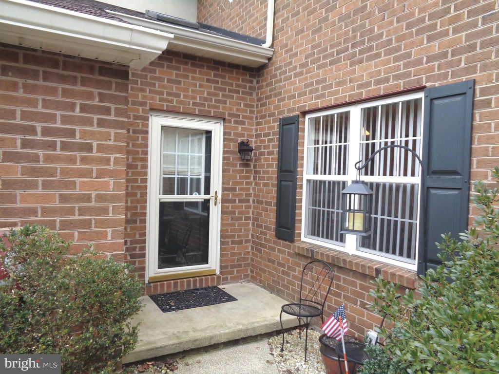 Photo of 133 Sutherland Road, Lancaster, PA 17603 (MLS # PALA2045760)