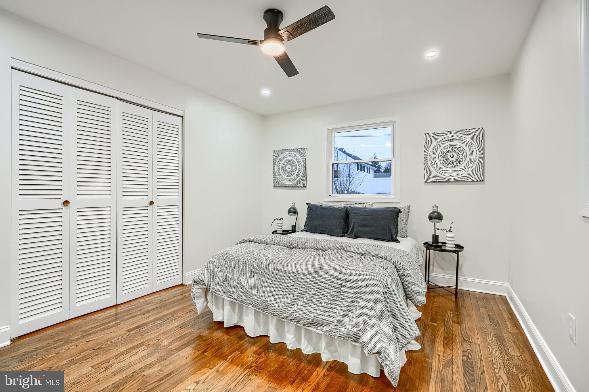 WINDSOR MILL - Residential