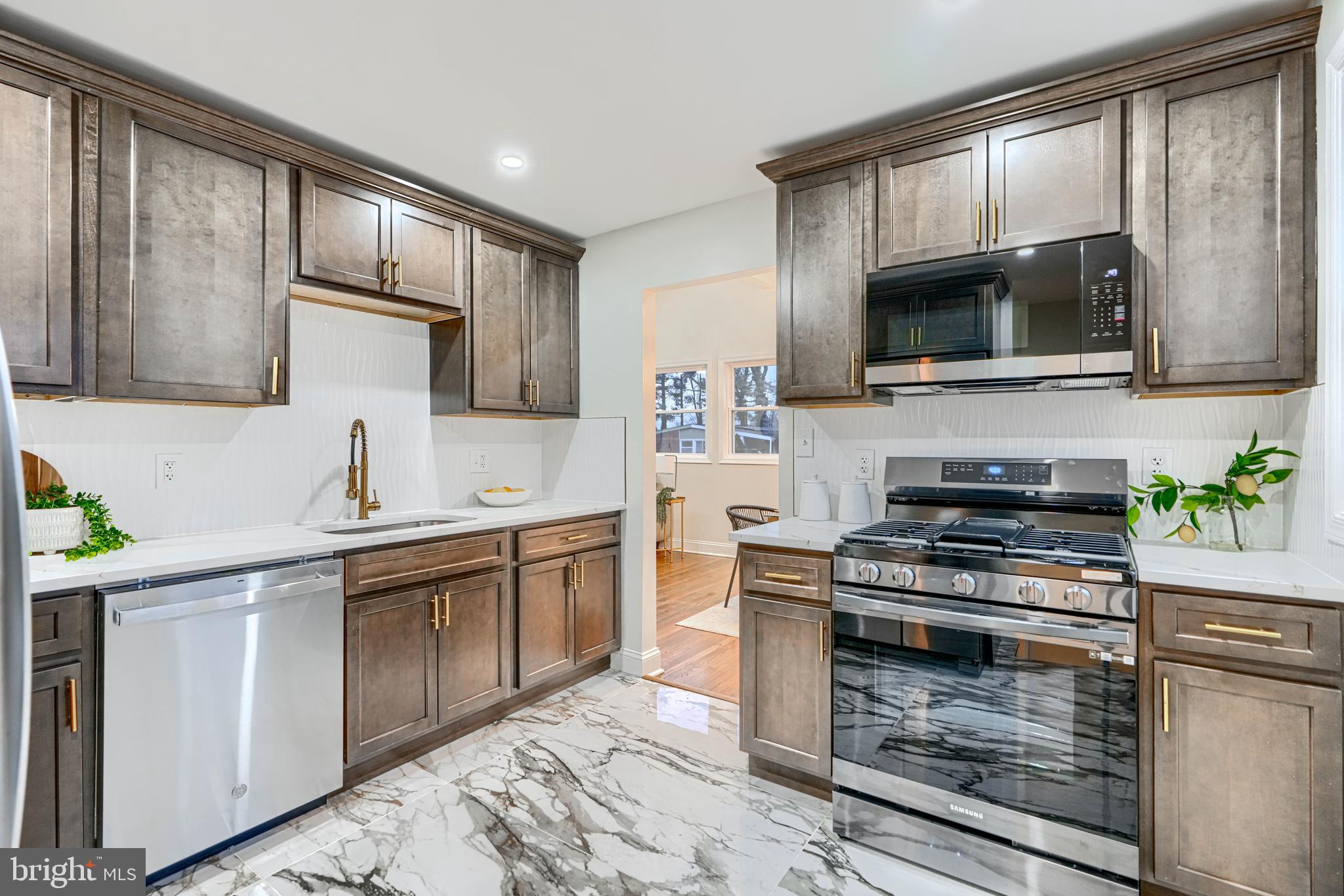 WINDSOR MILL - Residential