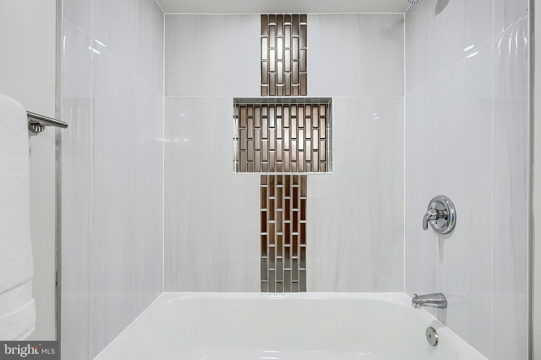 WINDSOR MILL - Residential