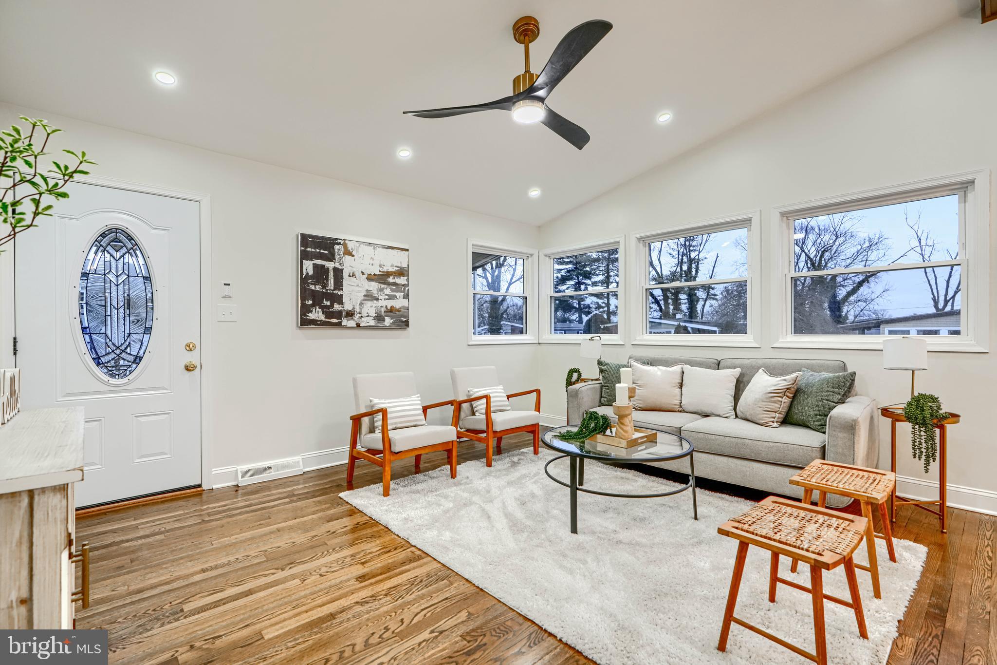 WINDSOR MILL - Residential