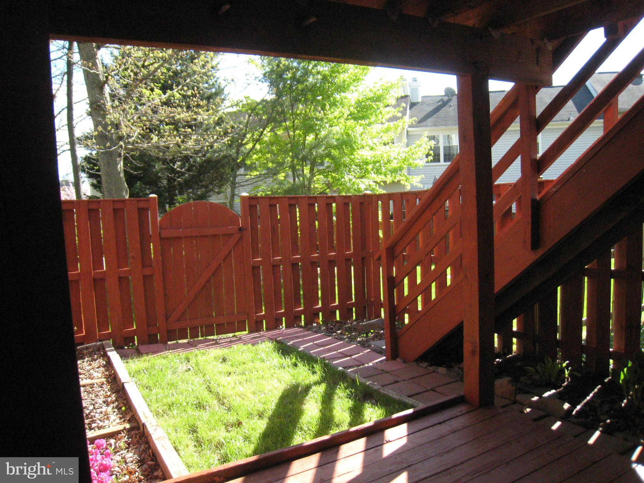 GREEN TRAILS - Residential Lease