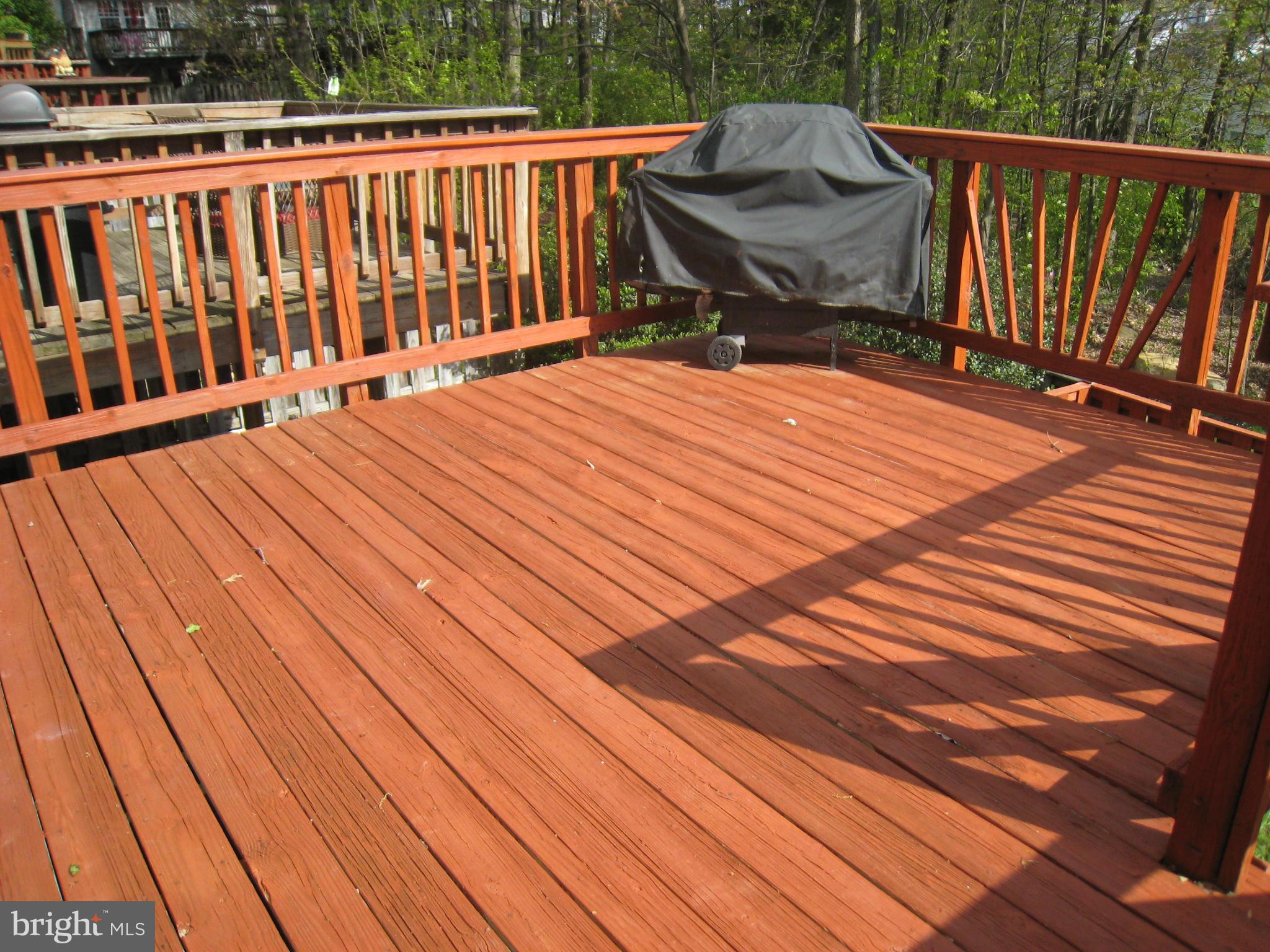 GREEN TRAILS - Residential Lease