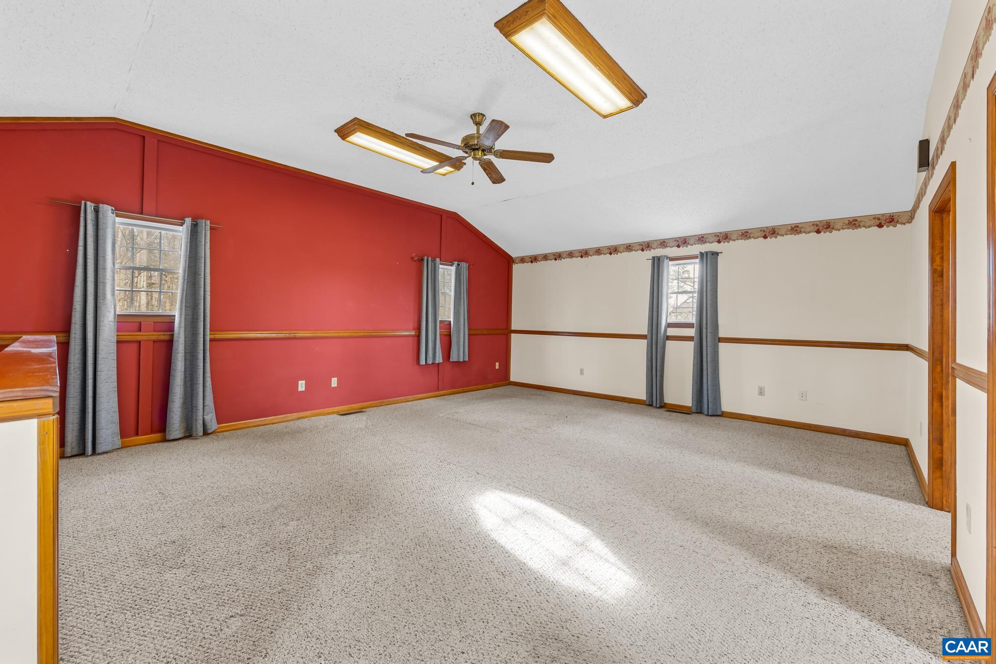 TRAILSIDE - Residential