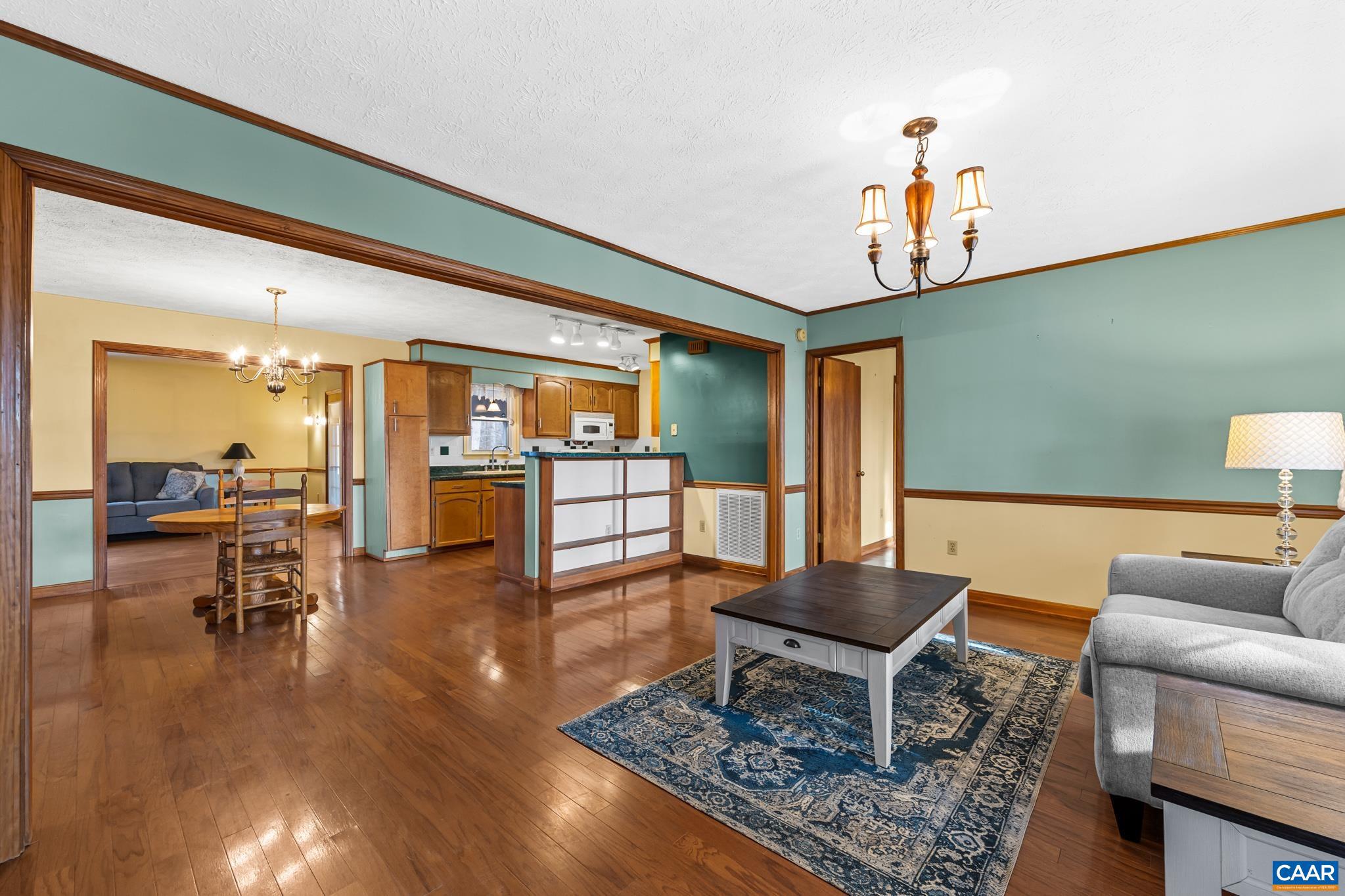 TRAILSIDE - Residential