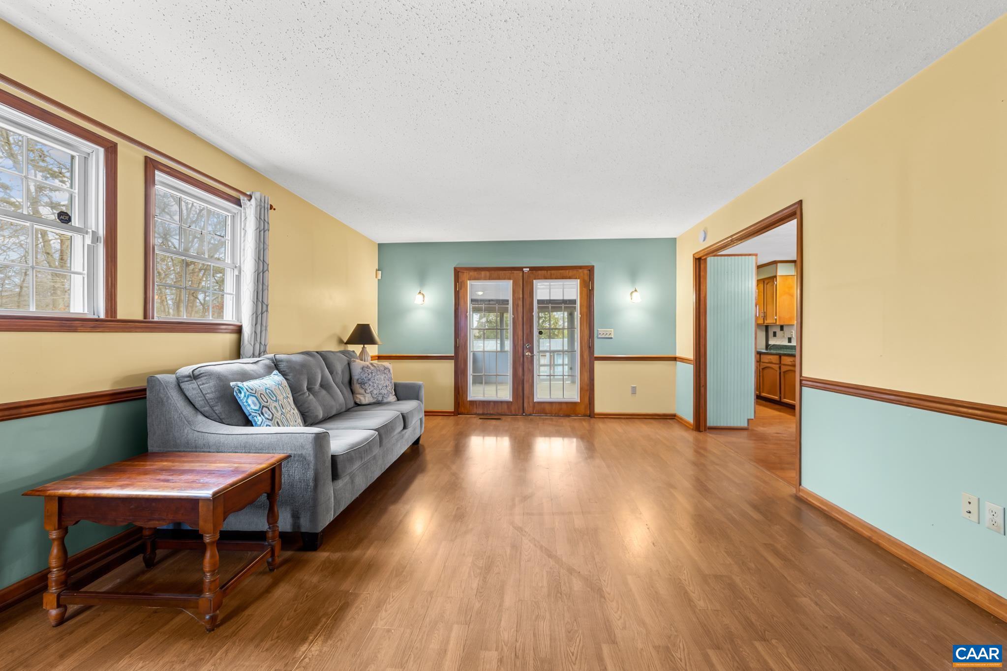 TRAILSIDE - Residential