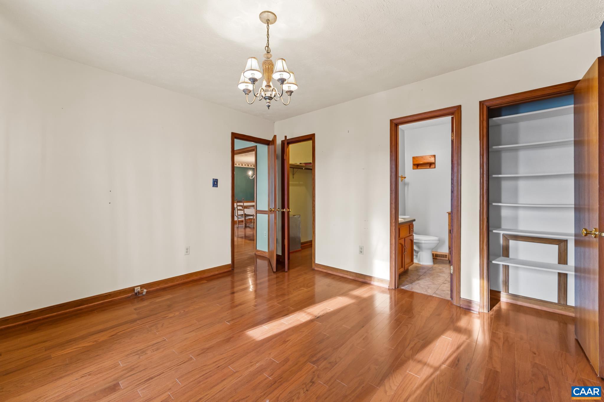 TRAILSIDE - Residential