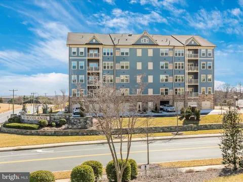 3315 Firefly Lane Unit 203, Frederick, MD 21704 - MLS#: MDFR2060060