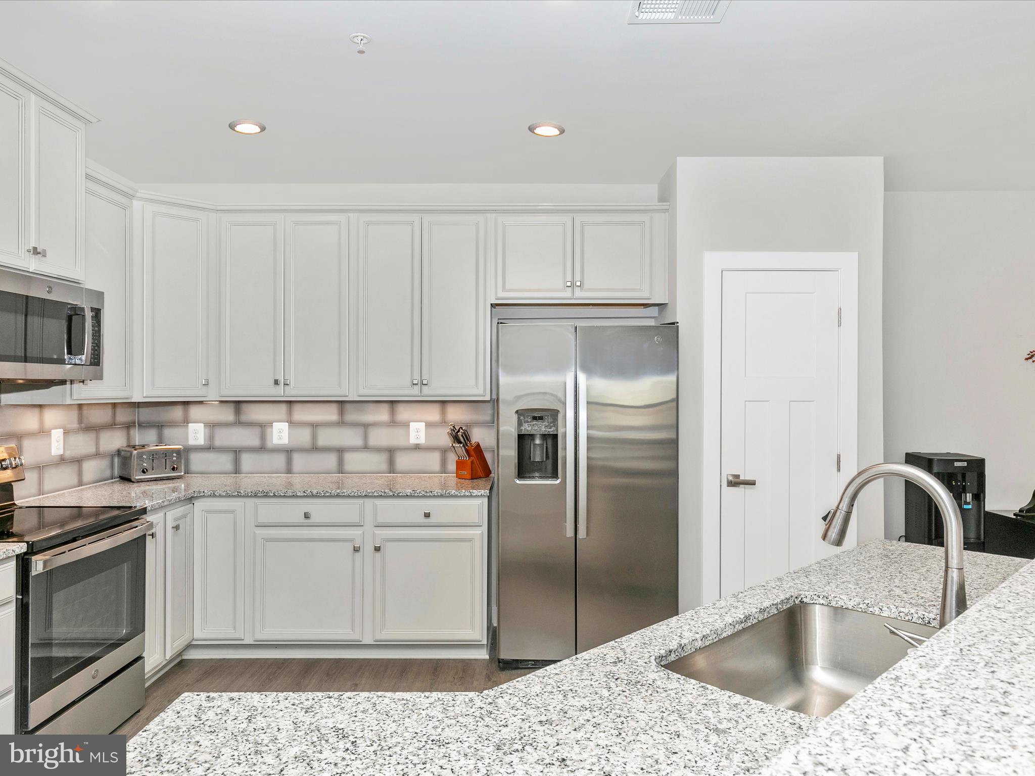 3315 FIREFLY LANE 203