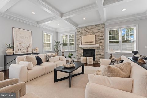 Photo of 7606 Leonard Drive, FALLS CHURCH, VA 22043 (MLS # VAFX2313224)