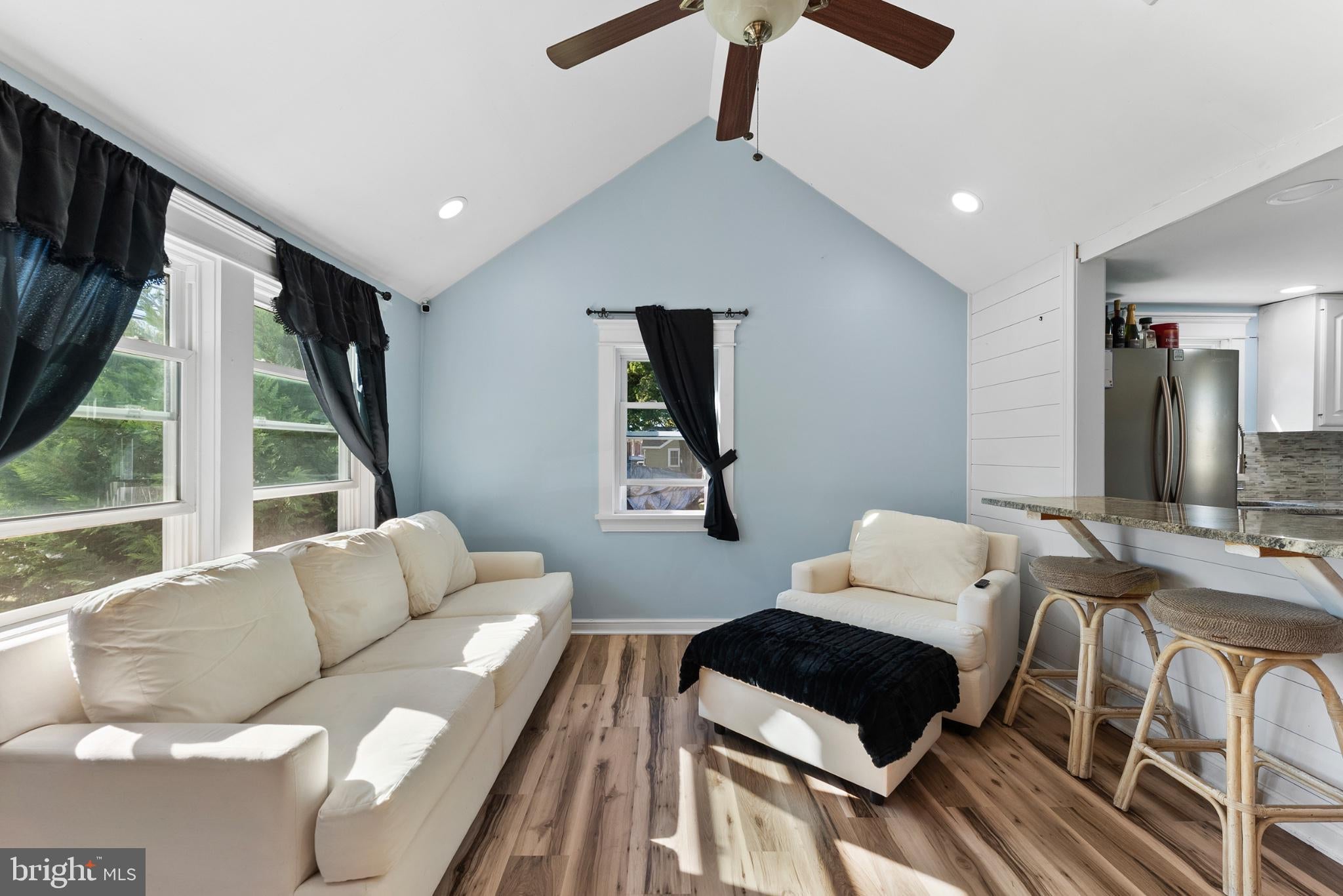 15 E GREENWOOD AVENUE