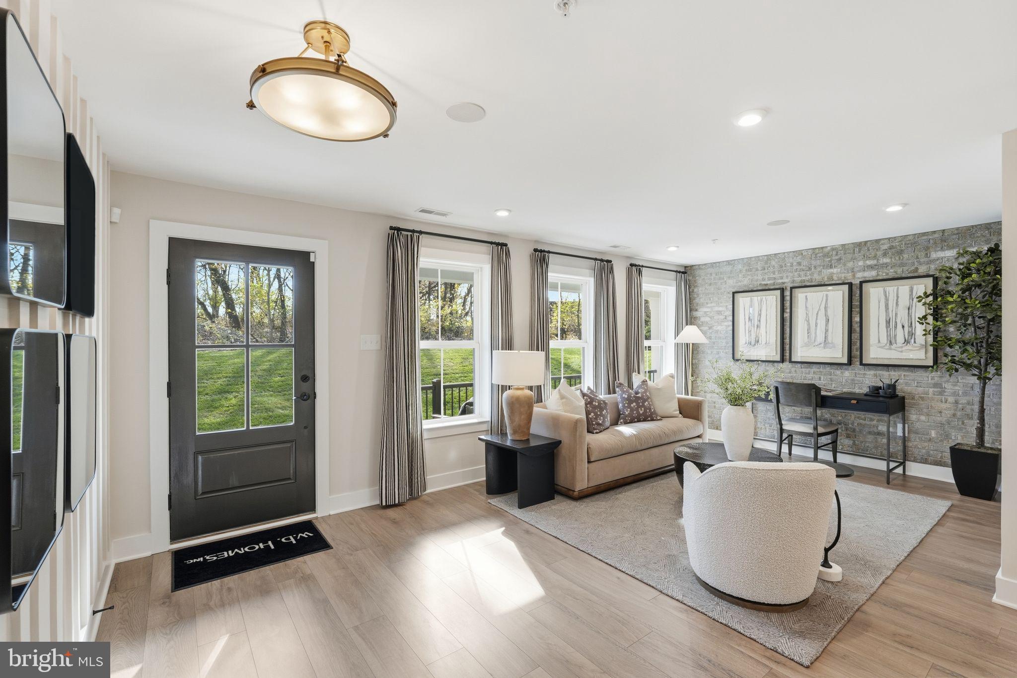 016 PENNYBROOK COURT REDFORD MODEL HOME