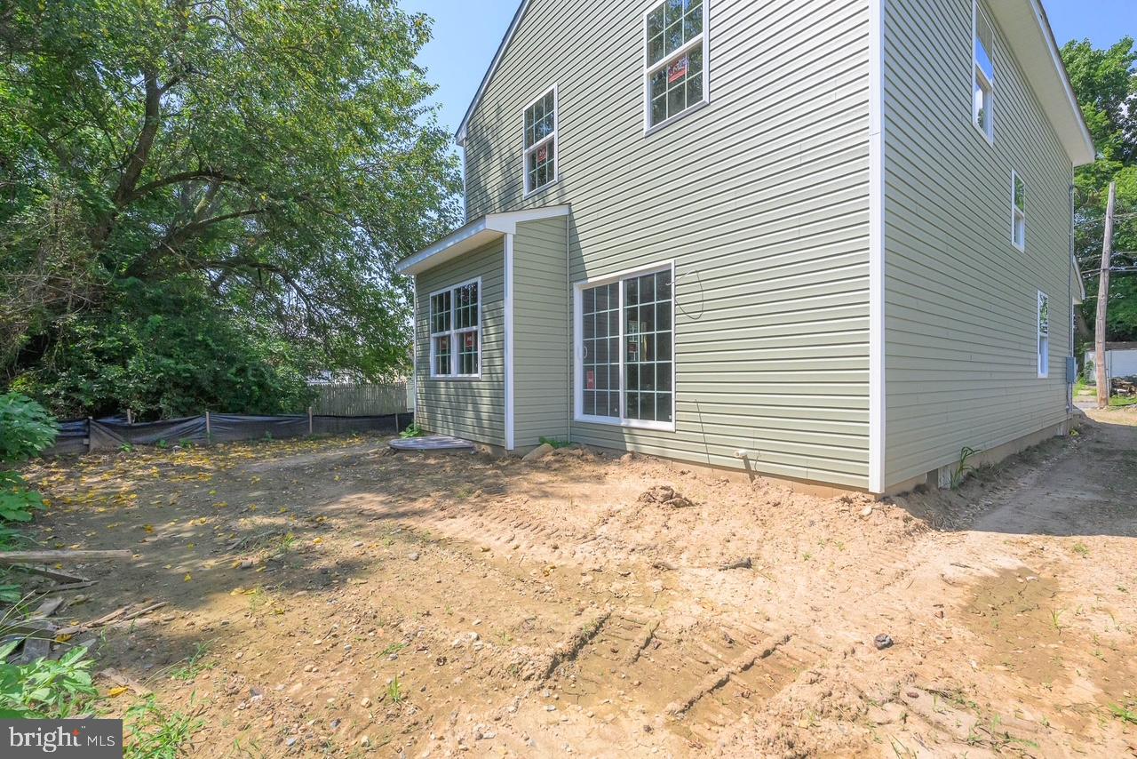204 EAST AVENUE