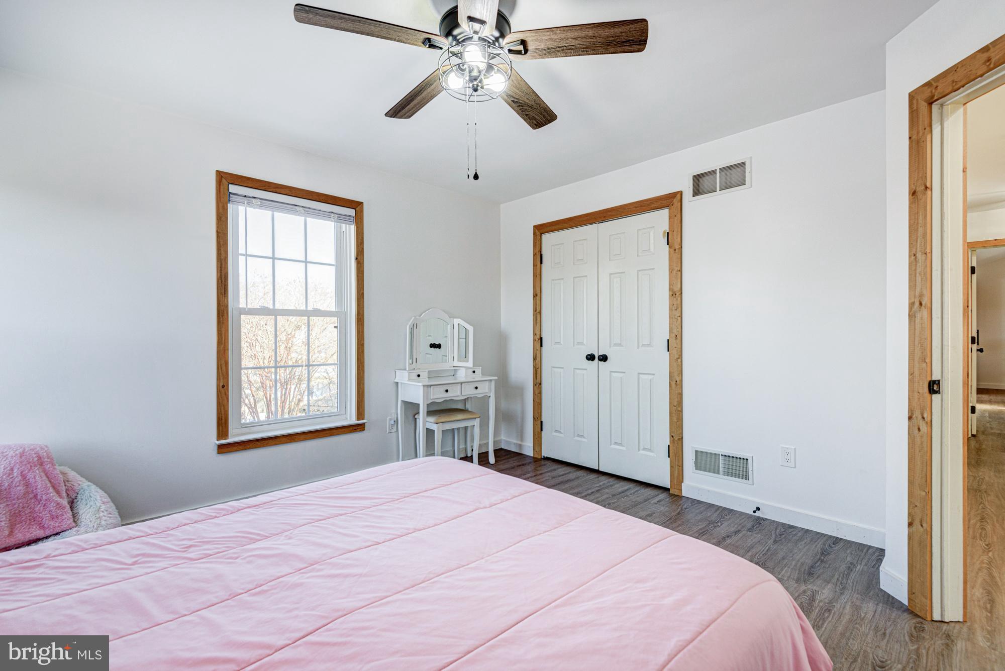 THOMAS COVE - Residential