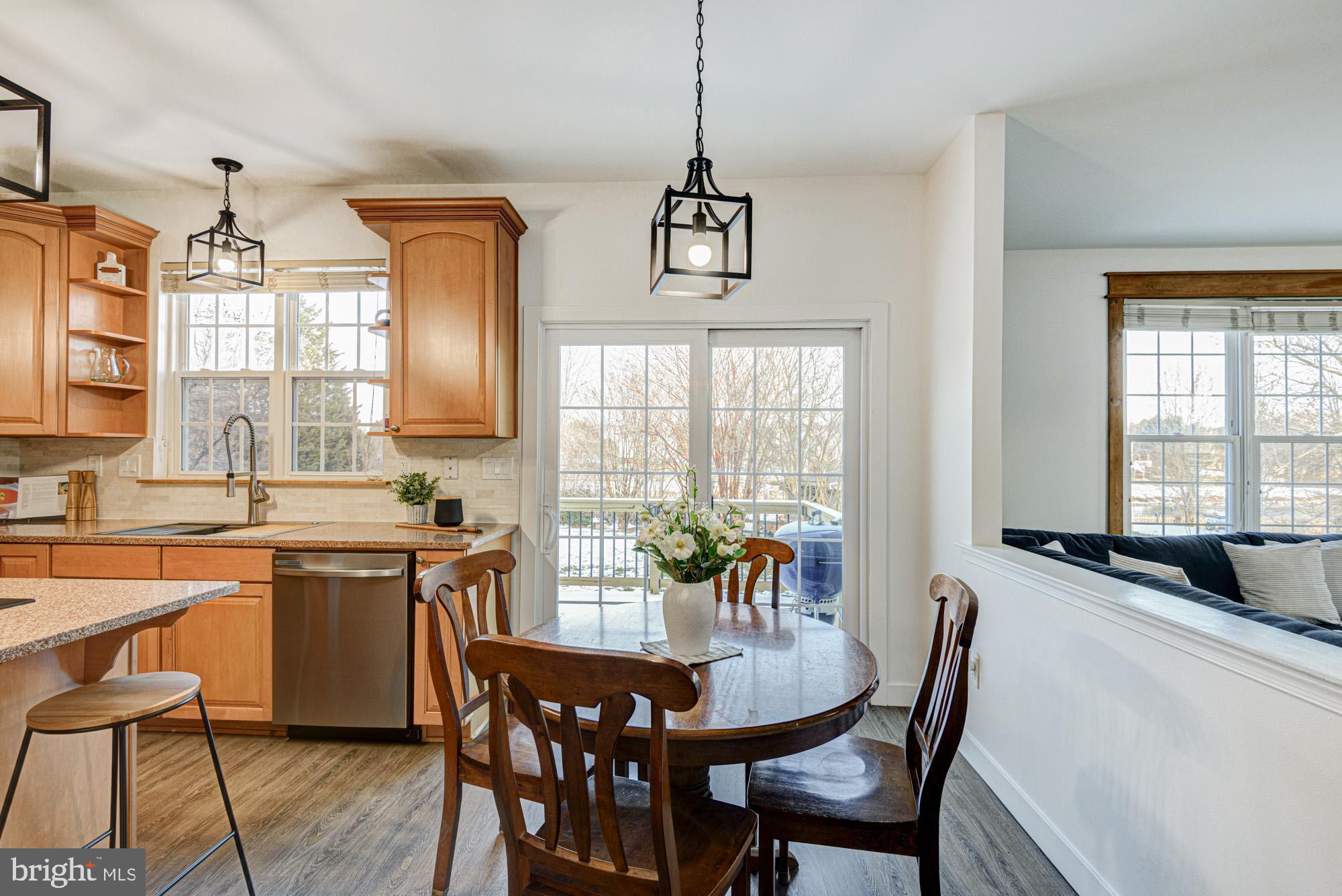 THOMAS COVE - Residential