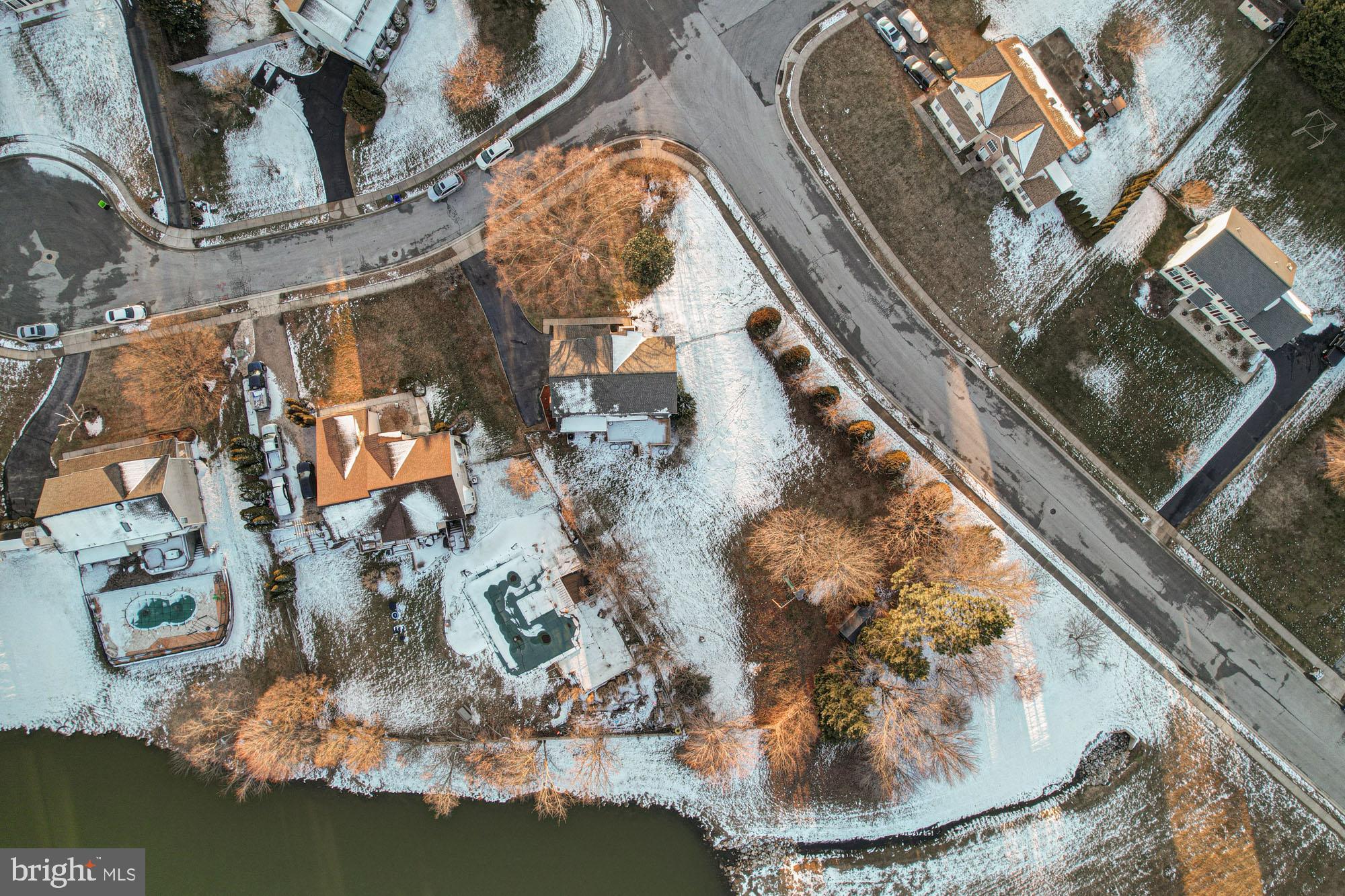 THOMAS COVE - Residential