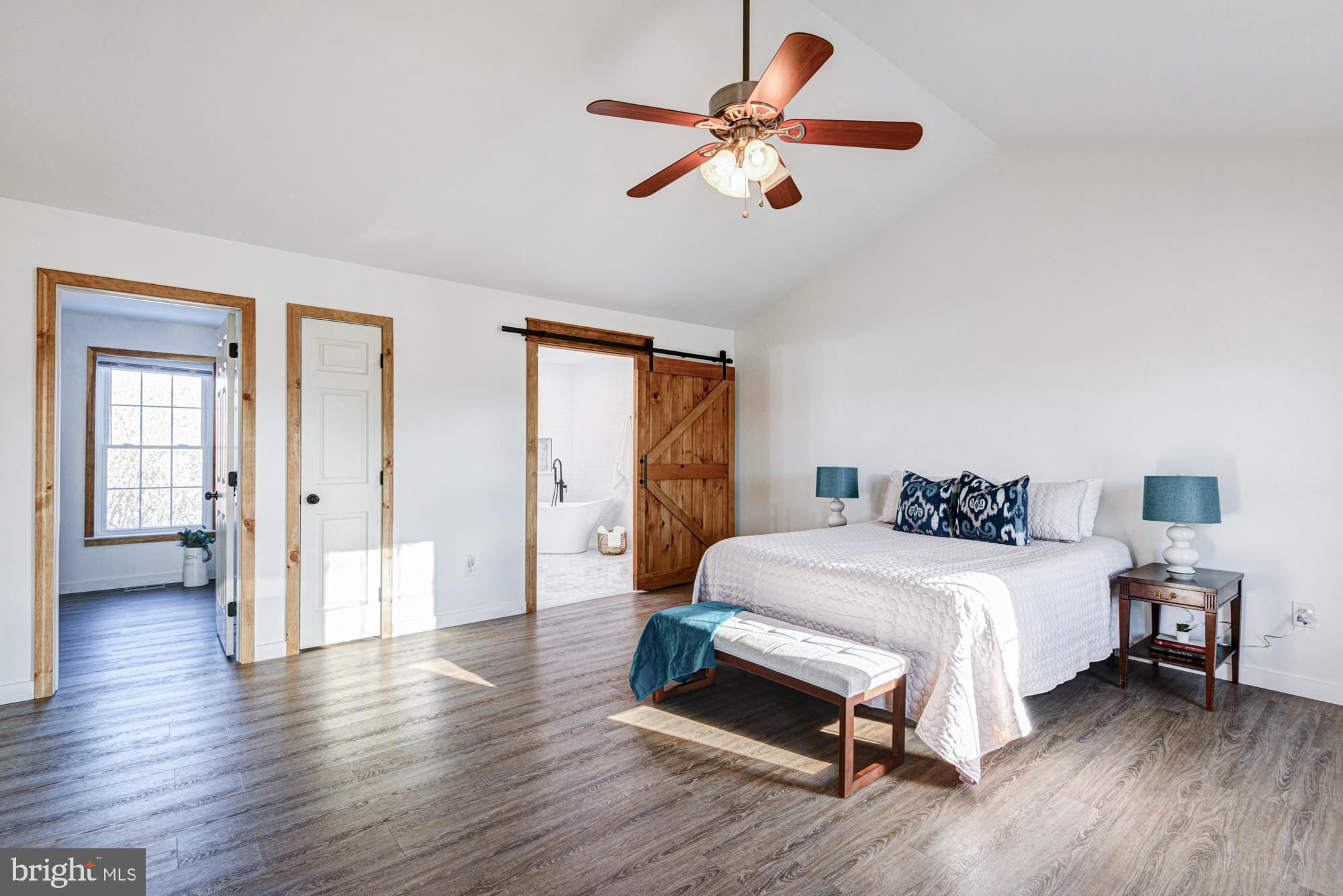 THOMAS COVE - Residential