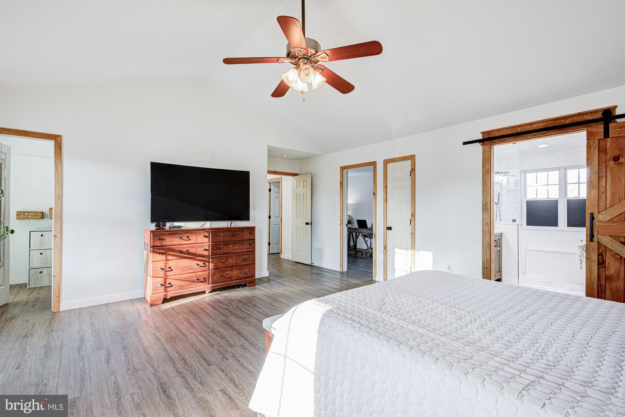 THOMAS COVE - Residential