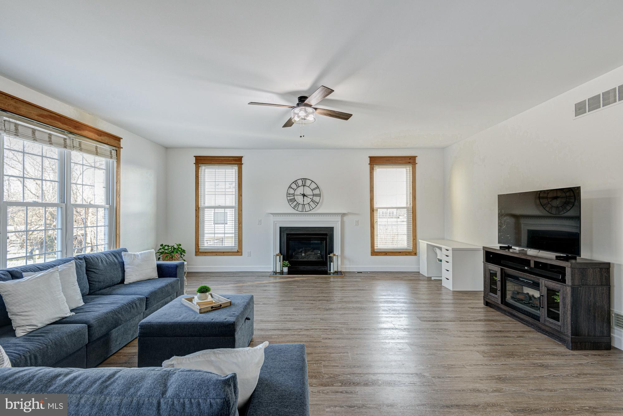 THOMAS COVE - Residential