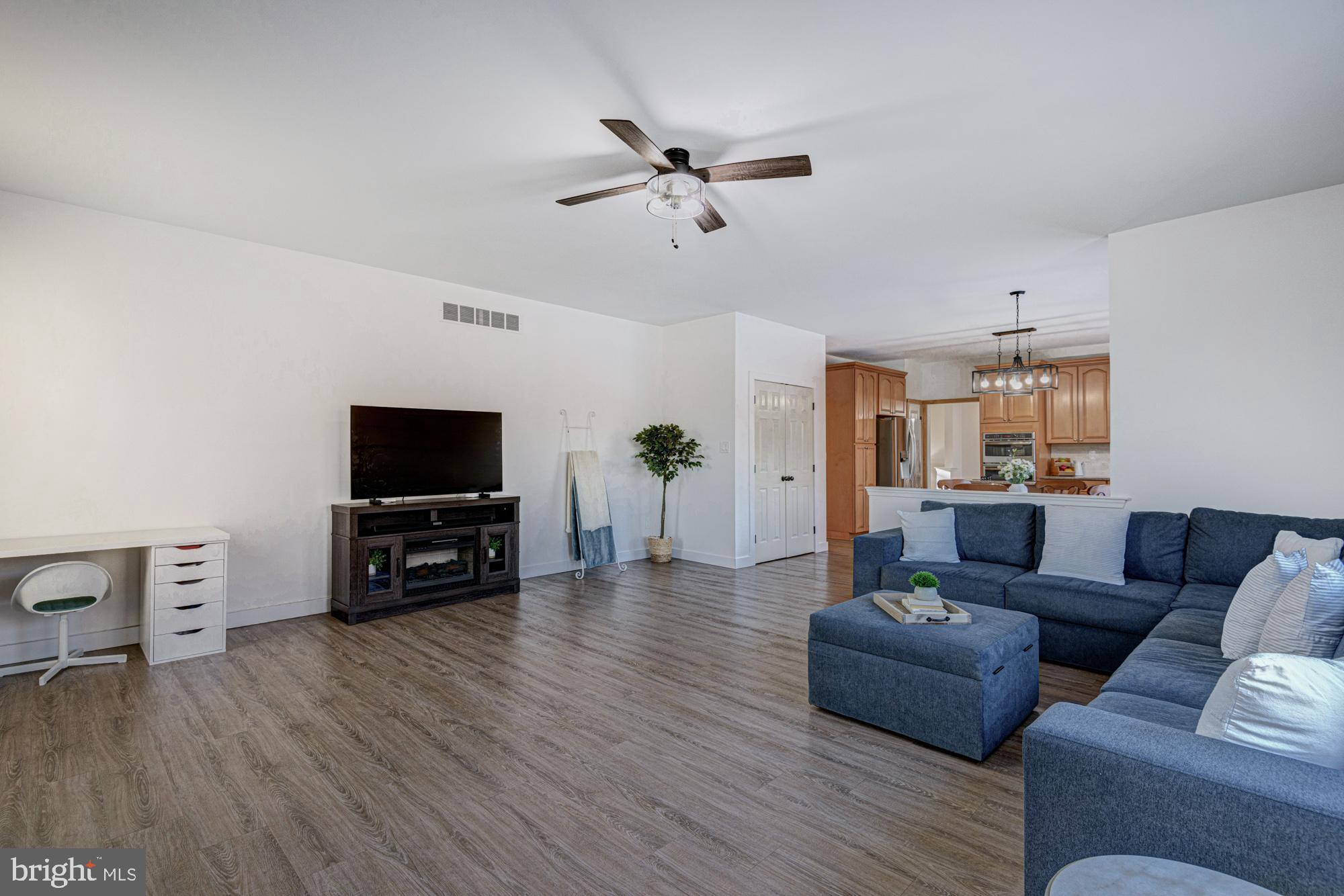 THOMAS COVE - Residential