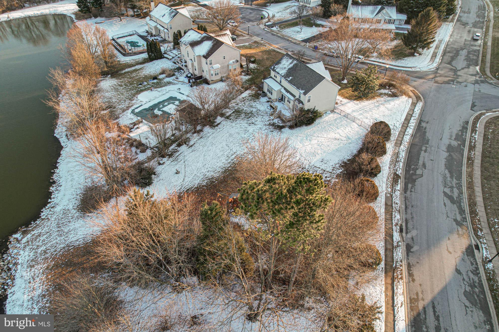 THOMAS COVE - Residential