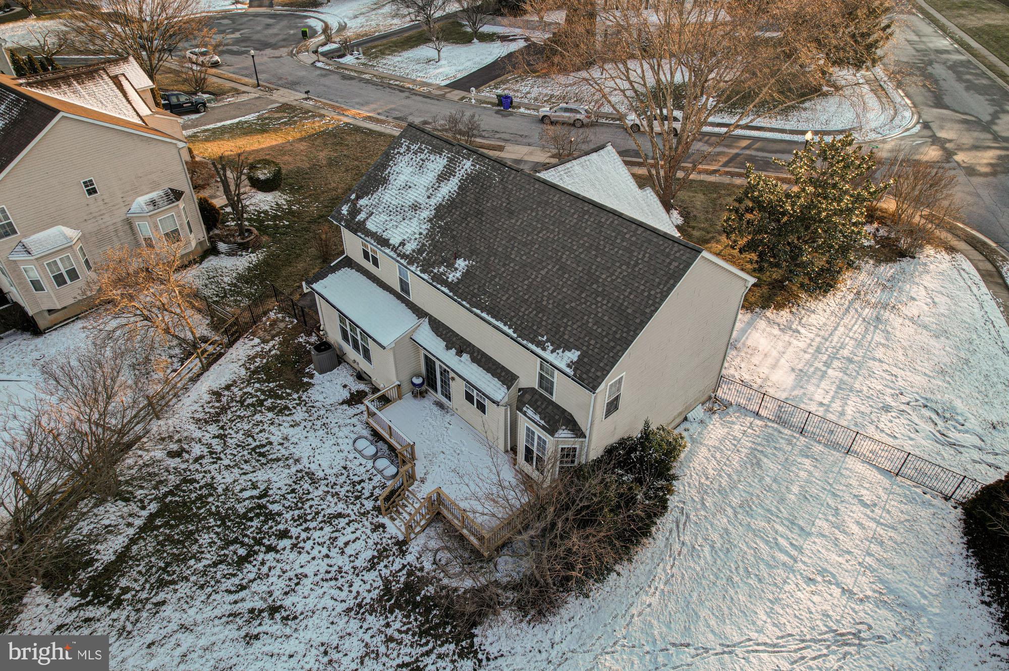 THOMAS COVE - Residential