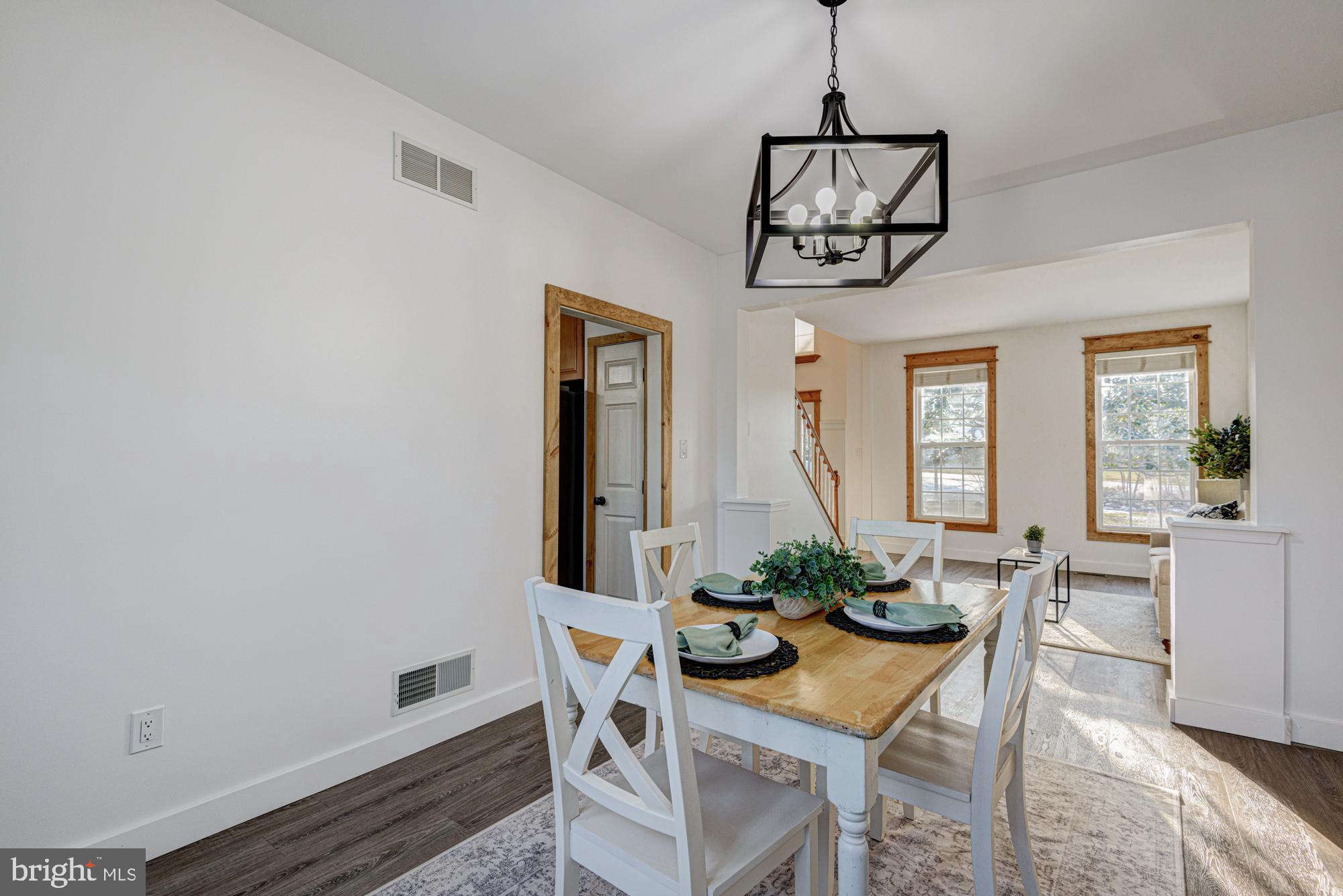 THOMAS COVE - Residential