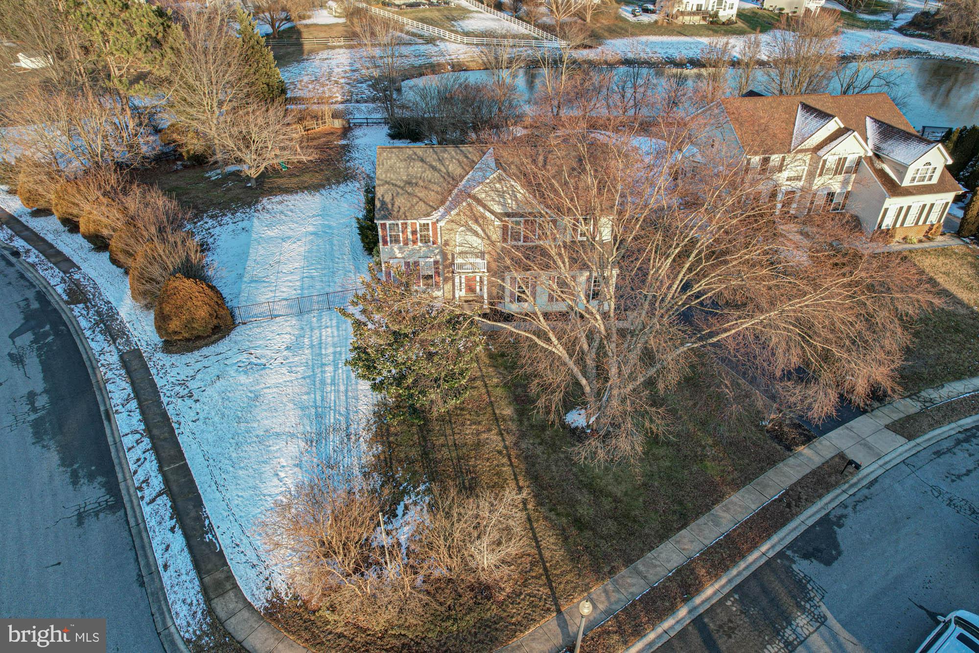 THOMAS COVE - Residential