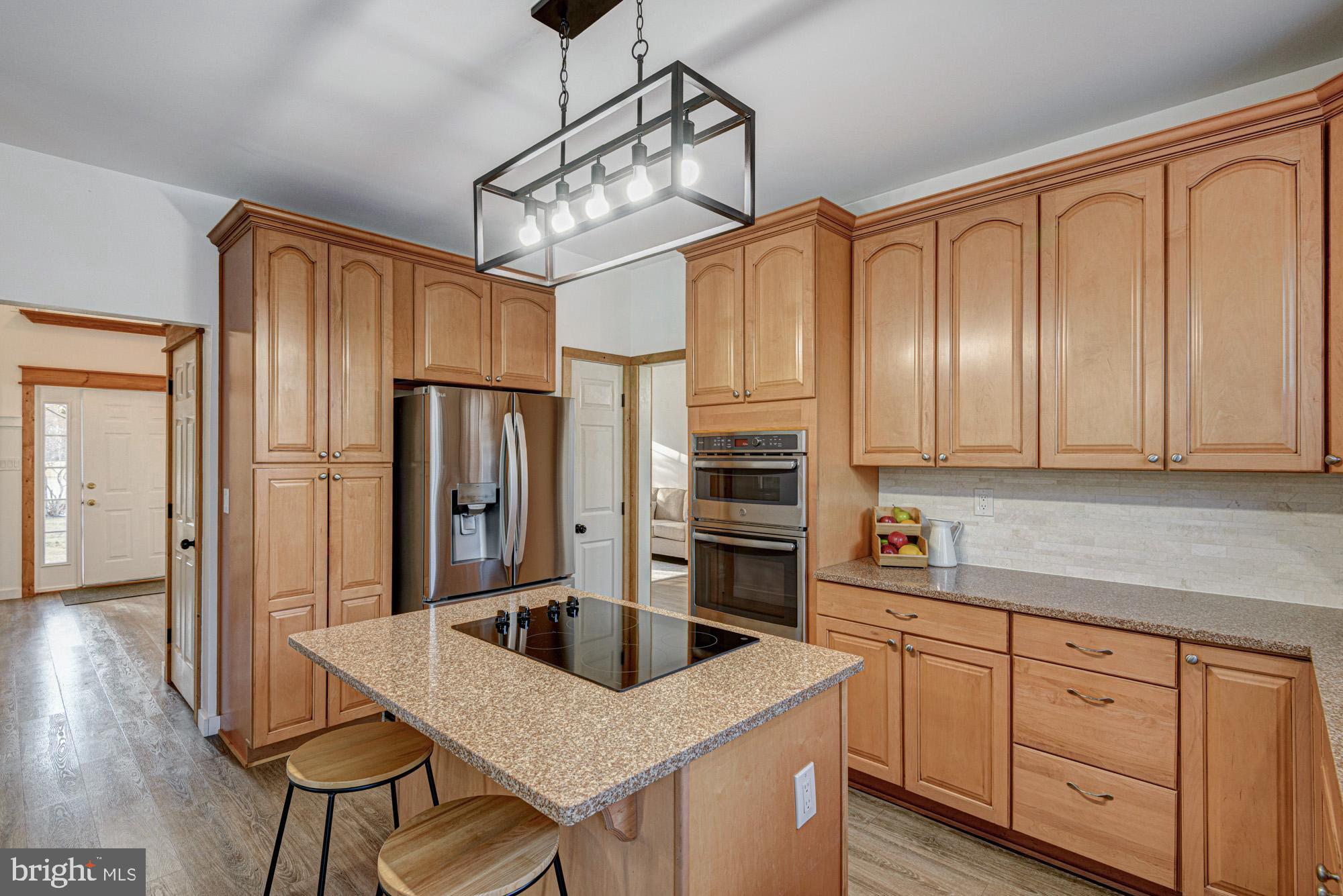 THOMAS COVE - Residential