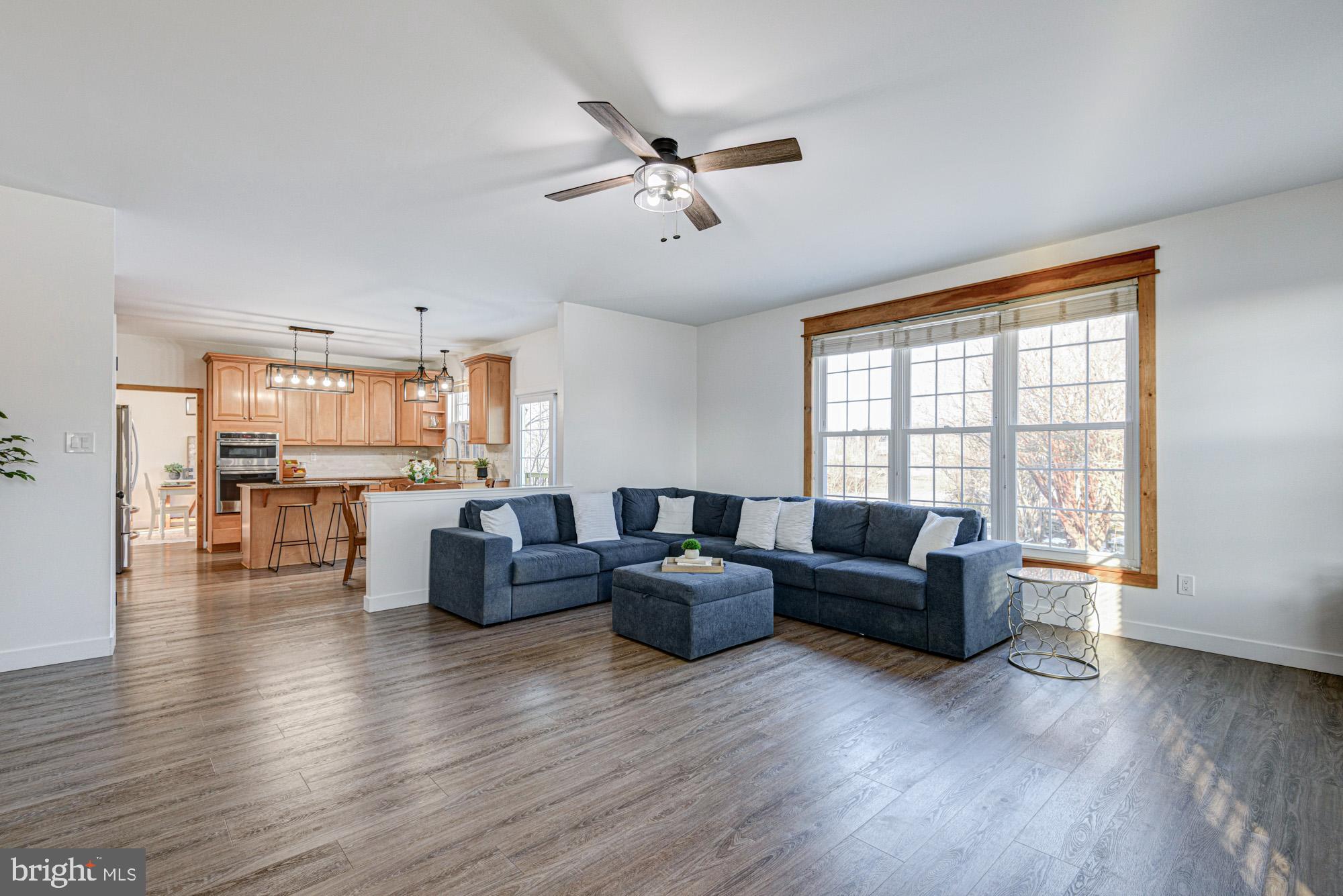 THOMAS COVE - Residential