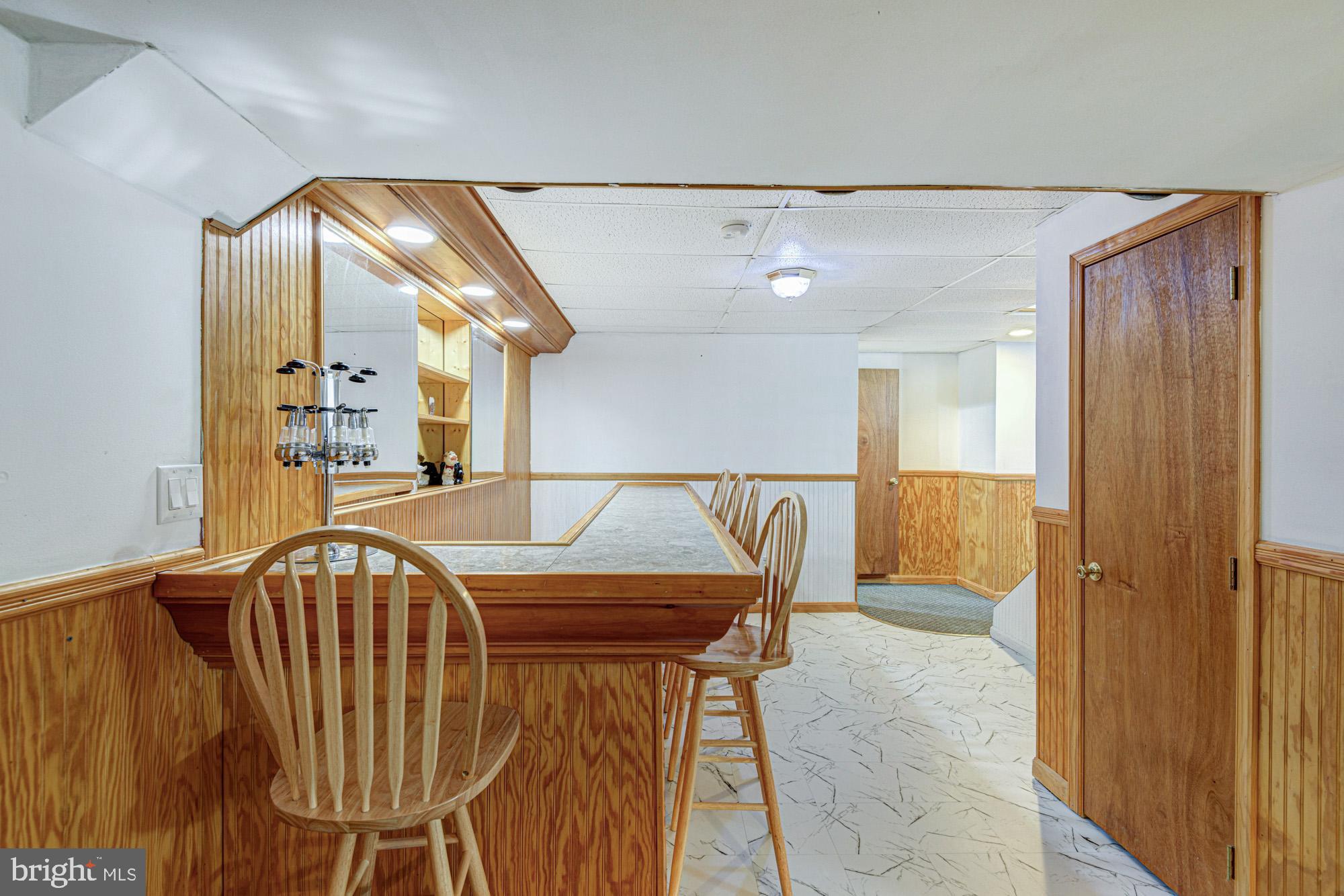 THOMAS COVE - Residential