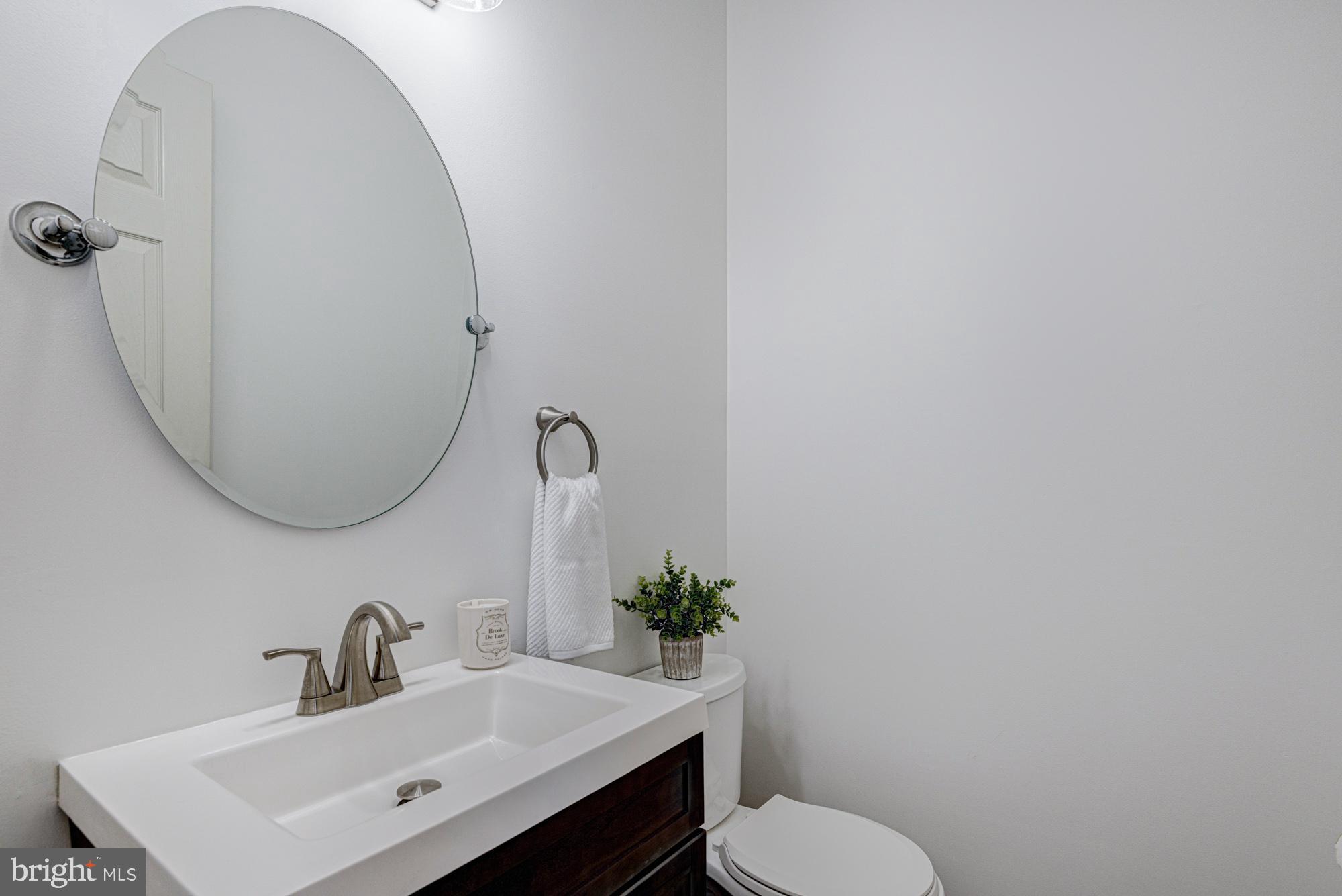 THOMAS COVE - Residential