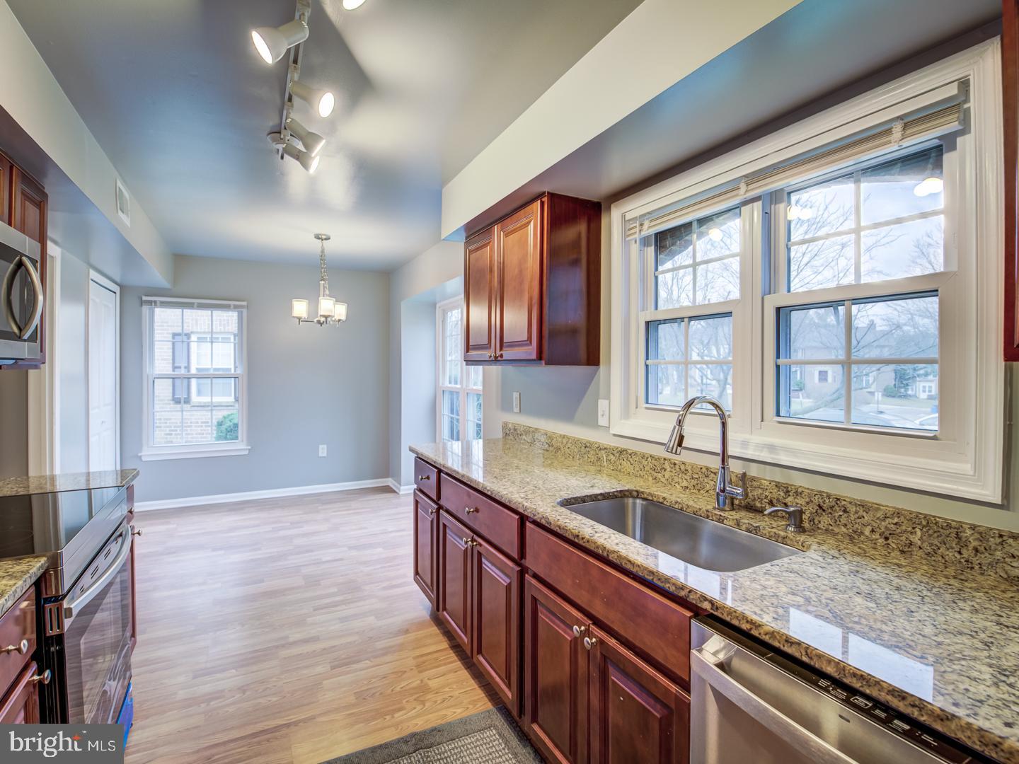 GEORGIAN COLONIES - Residential