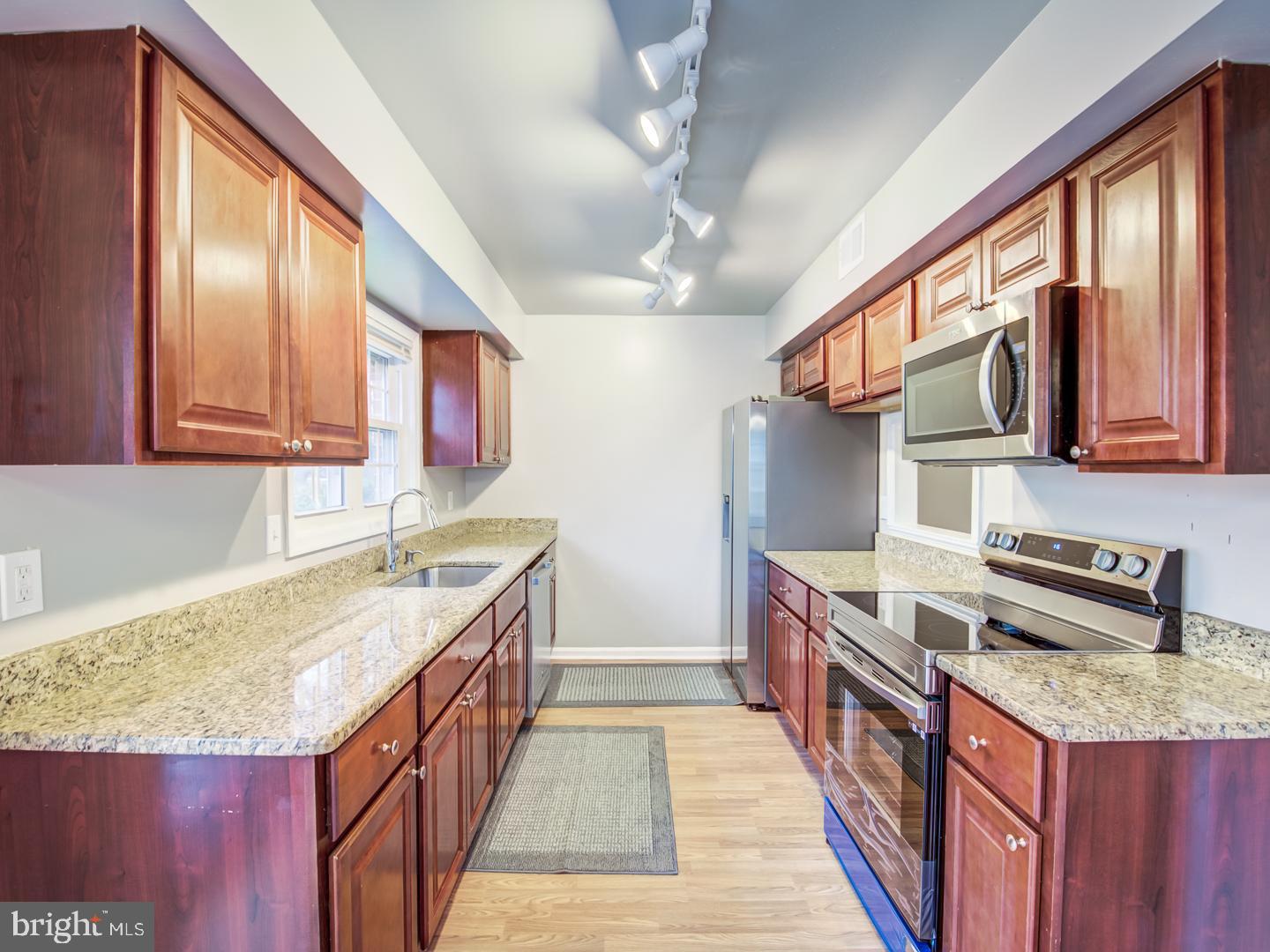 GEORGIAN COLONIES - Residential