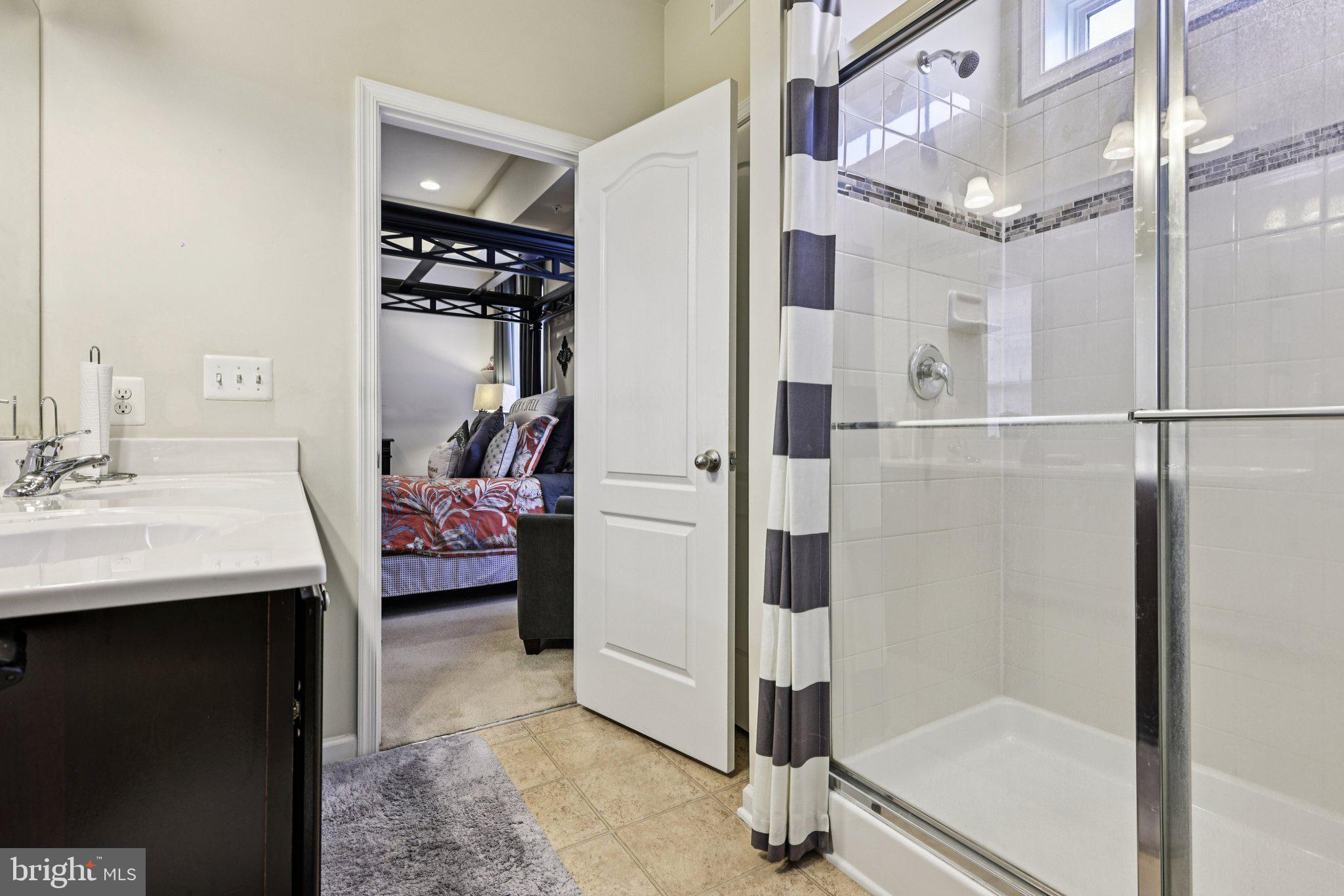 STONEBRIDGE - Residential