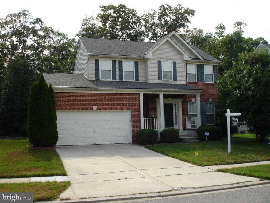 Great house*shows well*won't last long*Enjoy 3 finish levels of living*new kitchen floor & granite counter tops & island*family room opens to kitchen area with direct access to outside from the breakfast area, great for entertaining and outside gathering*large dining room which flows nicely to the living room*all window treatments convey*lively basement area with good size Fr,Br,Bath&Storage*Nice