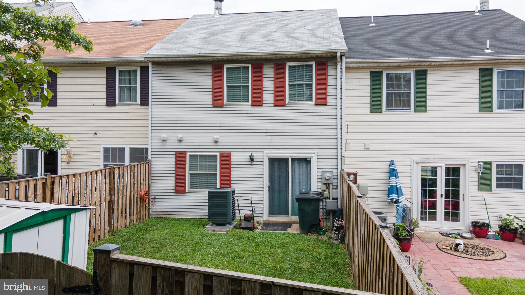 POINT OF WOODS EAST - Residential