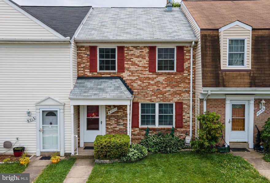 Back on market completely remodeled !!! Lots of renovations , Turn Key !!! Shows beautifully !This 2 level townhouse is located in the heart of Manassas. Lots of upgrades: HVAC 2018, Roof 2018, newer appliances including washer, dryer and refrigerator.  Freshly painted, all new LVT floors on main level, new carpets upstairs,  new vanities and LVT floors in the bathrooms, new granite countertops, sink and faucet  in the kitchen, new light and hardware fixtures ! Family room with wood burning fireplace, eat in kitchen, master bedroom with walk in closet.  Main level opens to a  fenced in backyard with shed.