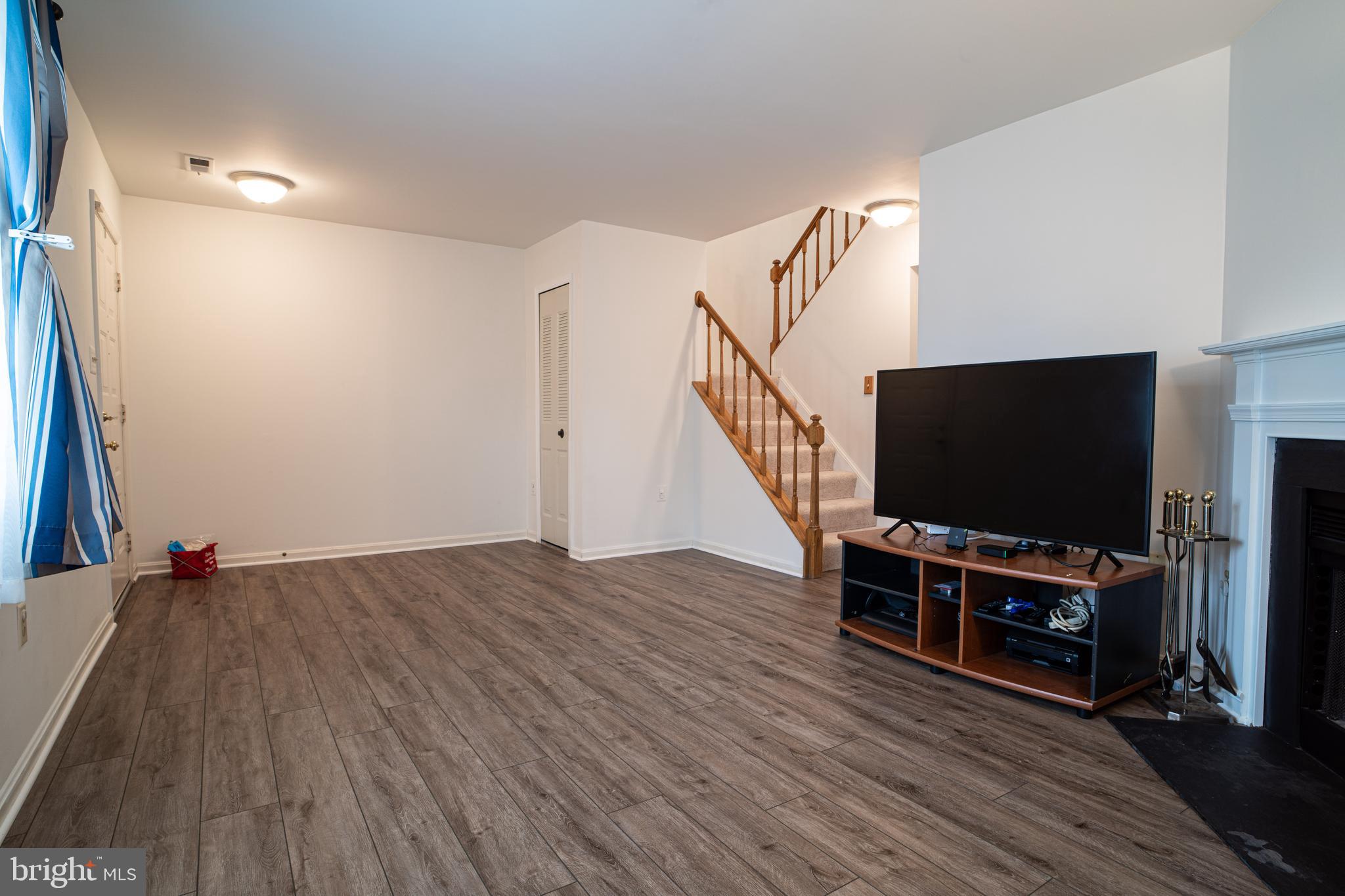 POINT OF WOODS EAST - Residential