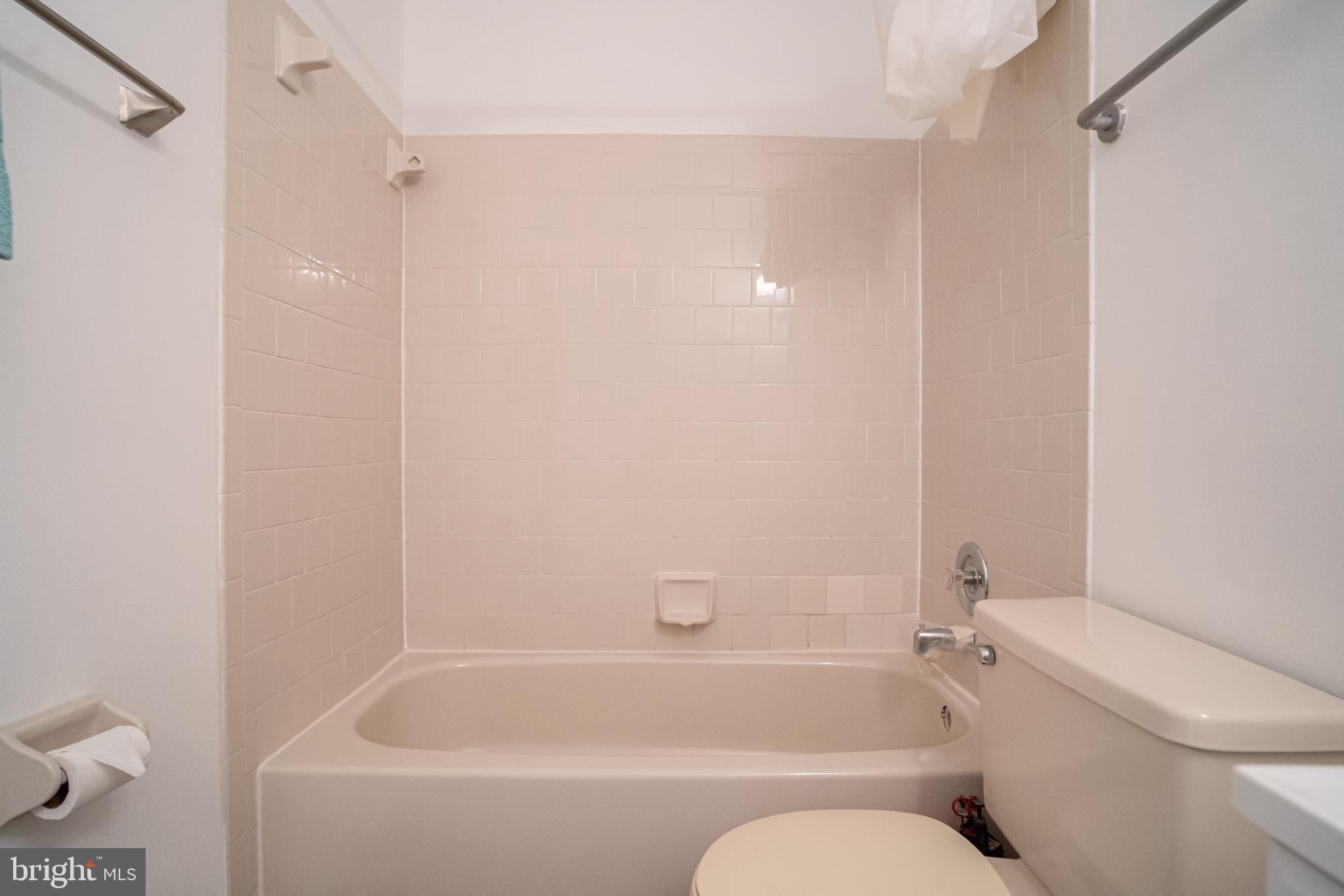 POINT OF WOODS EAST - Residential