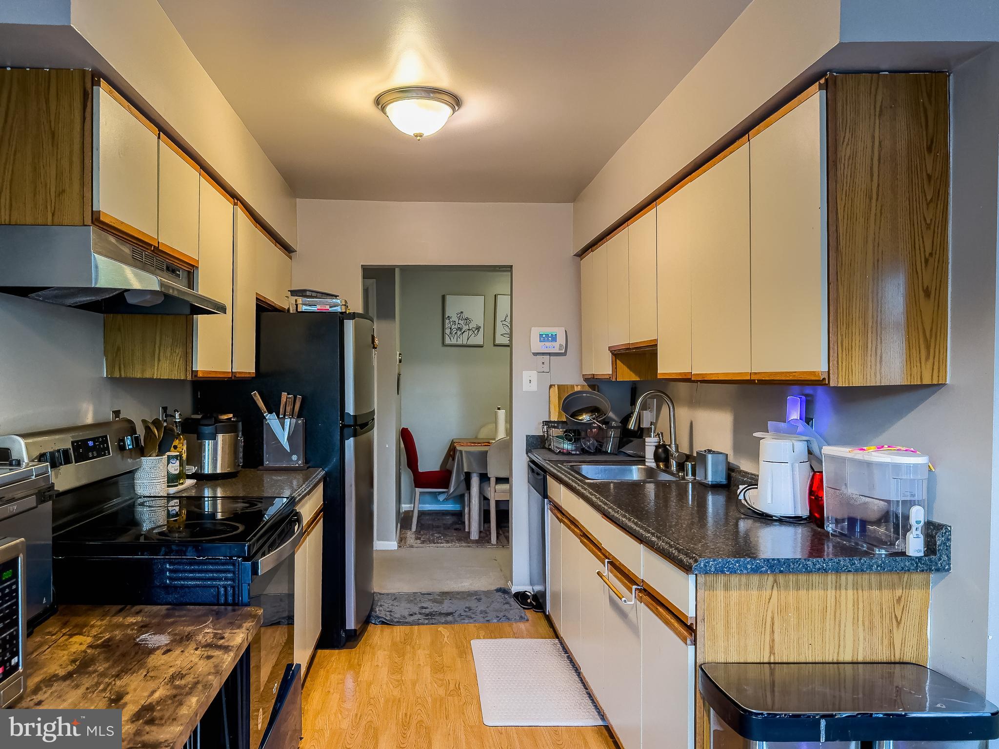 STONINGTON CONDOMINIUMS - Residential