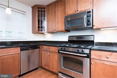 SHIRLINGTON - Residential Lease