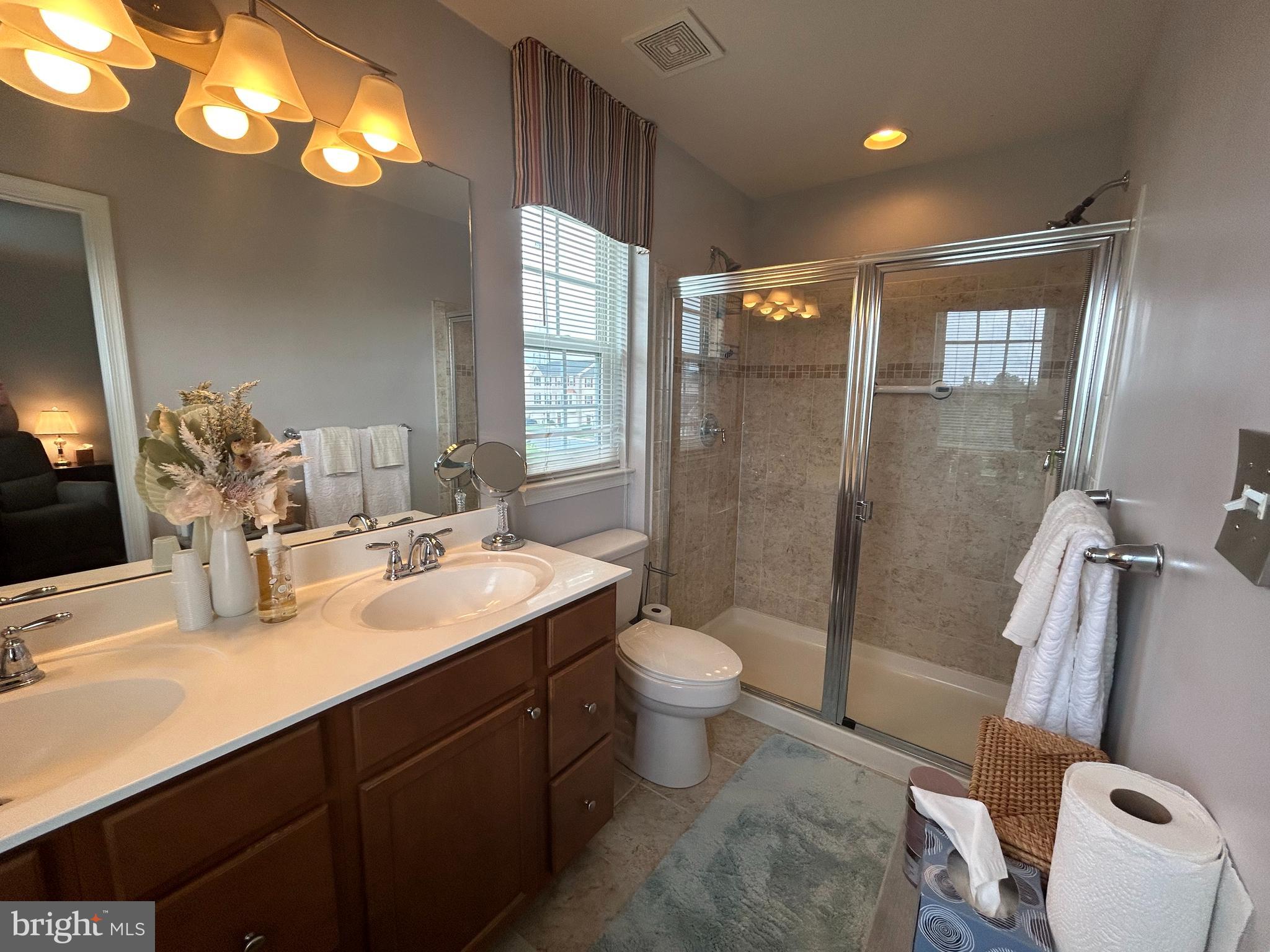 BROOKFIELD - Residential